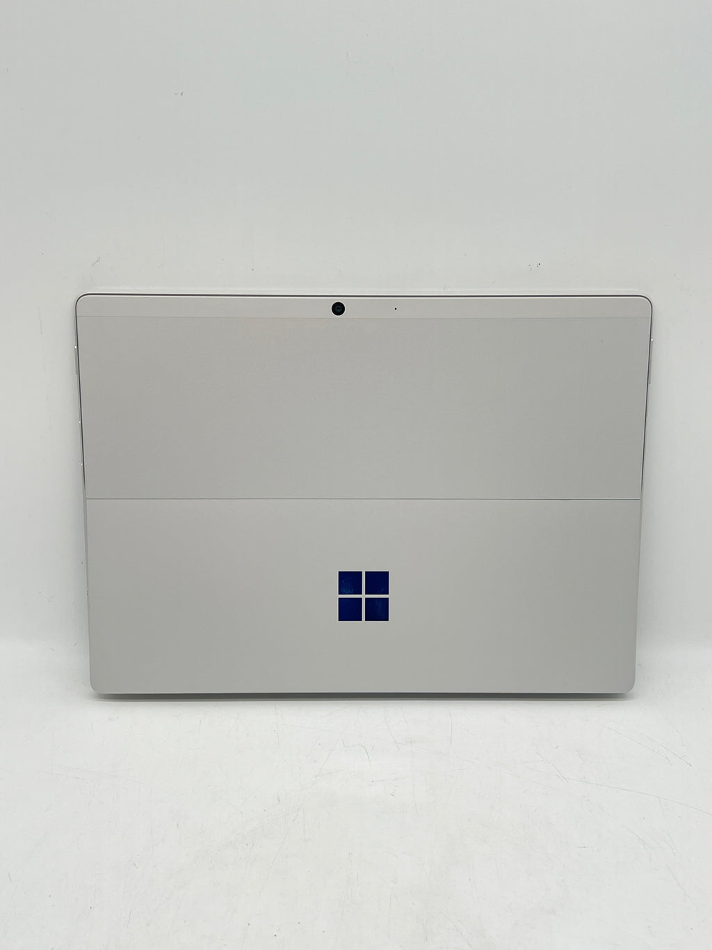 Microsoft Surface Pro 8 1982 i7-1185G7 16GB RAM 256GB SSD - Cracked screen