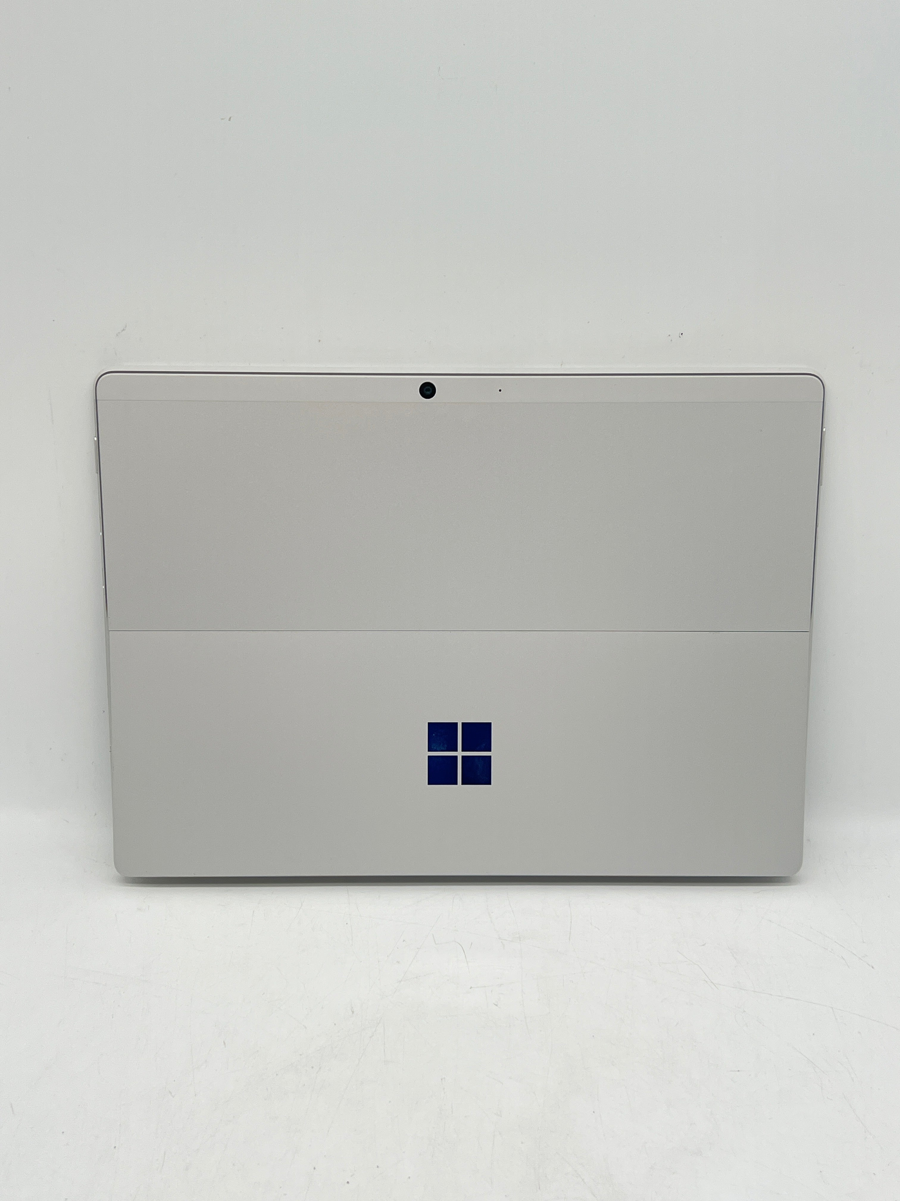 Microsoft Surface Pro 8 1982 i7-1185G7 16GB RAM 256GB SSD - Cracked screen