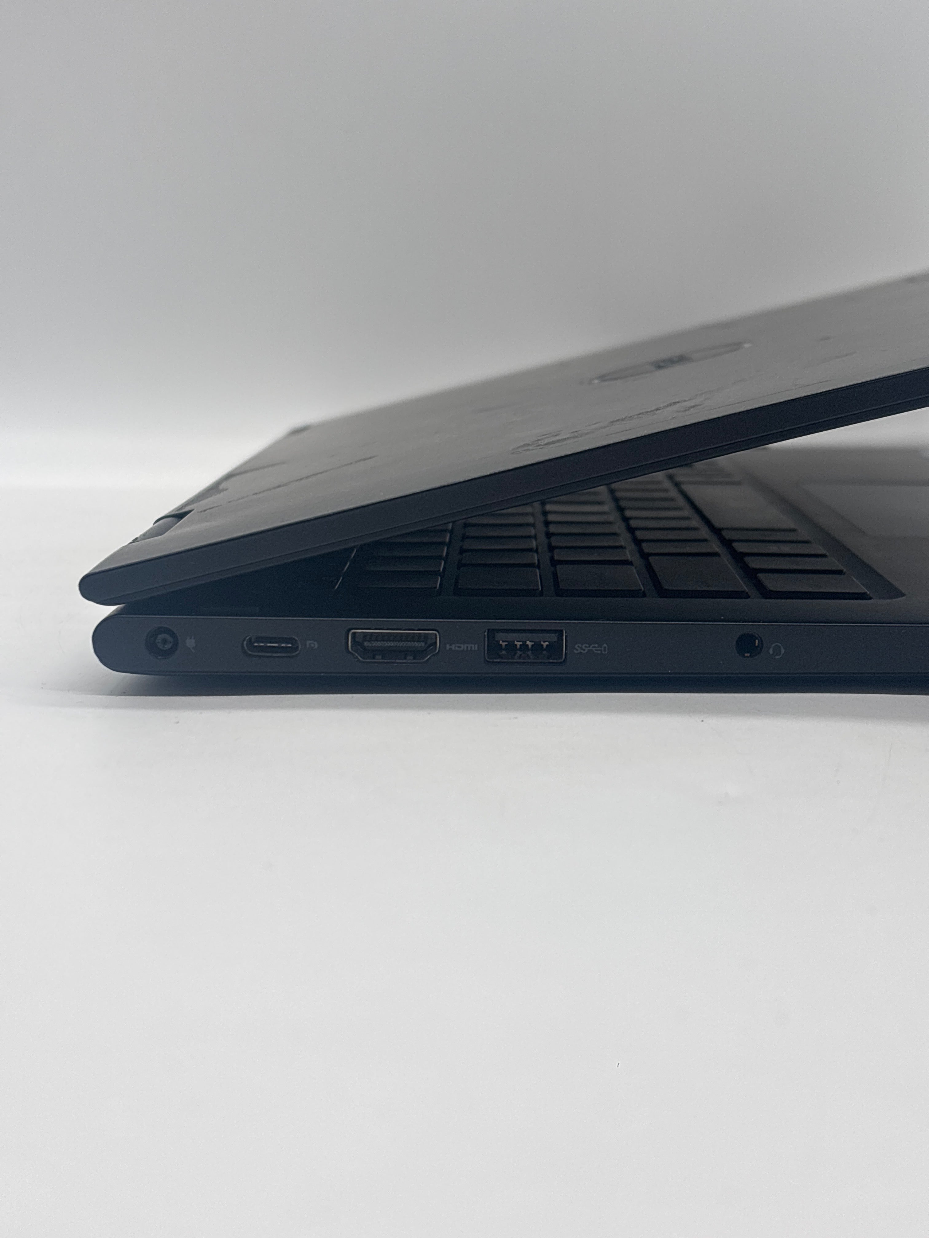 Dell Latitude 3390 2 in 1 i5-8350U 16GB RAM 256GB SSD - For Parts (Read DESC)