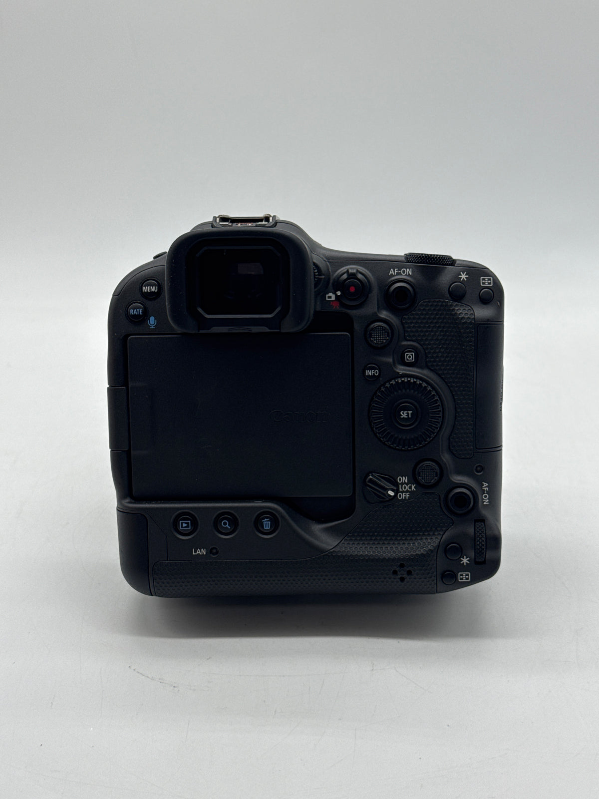 Canon EOS R3 Mirrorless w/ RF 24-70mm f/2.8L IS Lens Black - Used