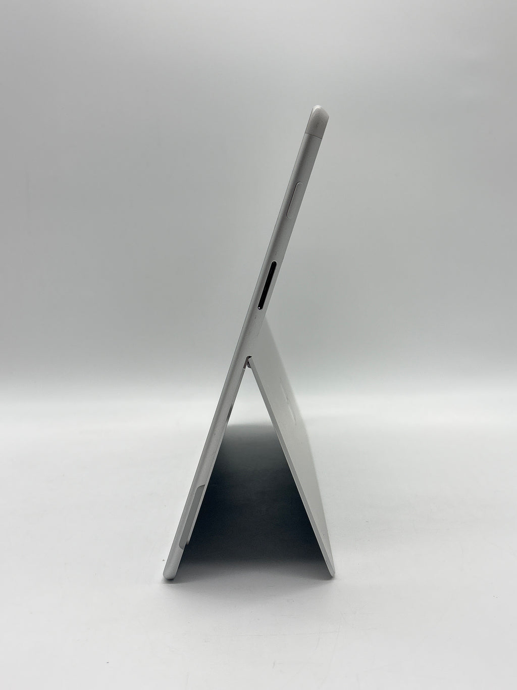 Microsoft Surface Pro X 2010 SQ1 8GB RAM 128GB SSD