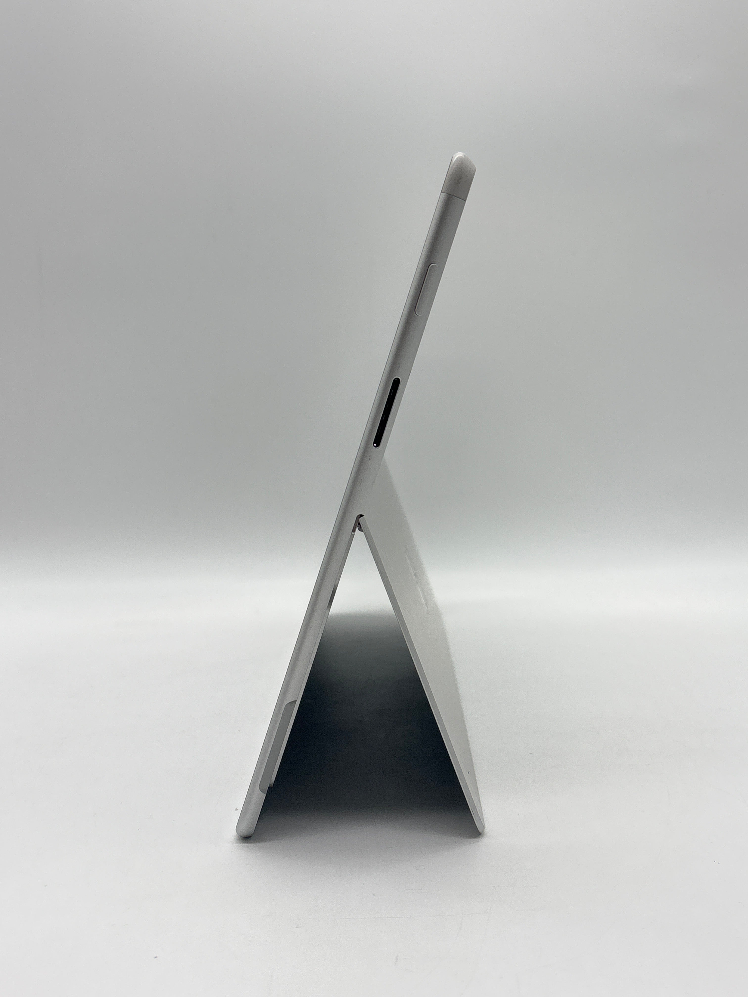 Microsoft Surface Pro X 2010 SQ1 8GB RAM 128GB SSD
