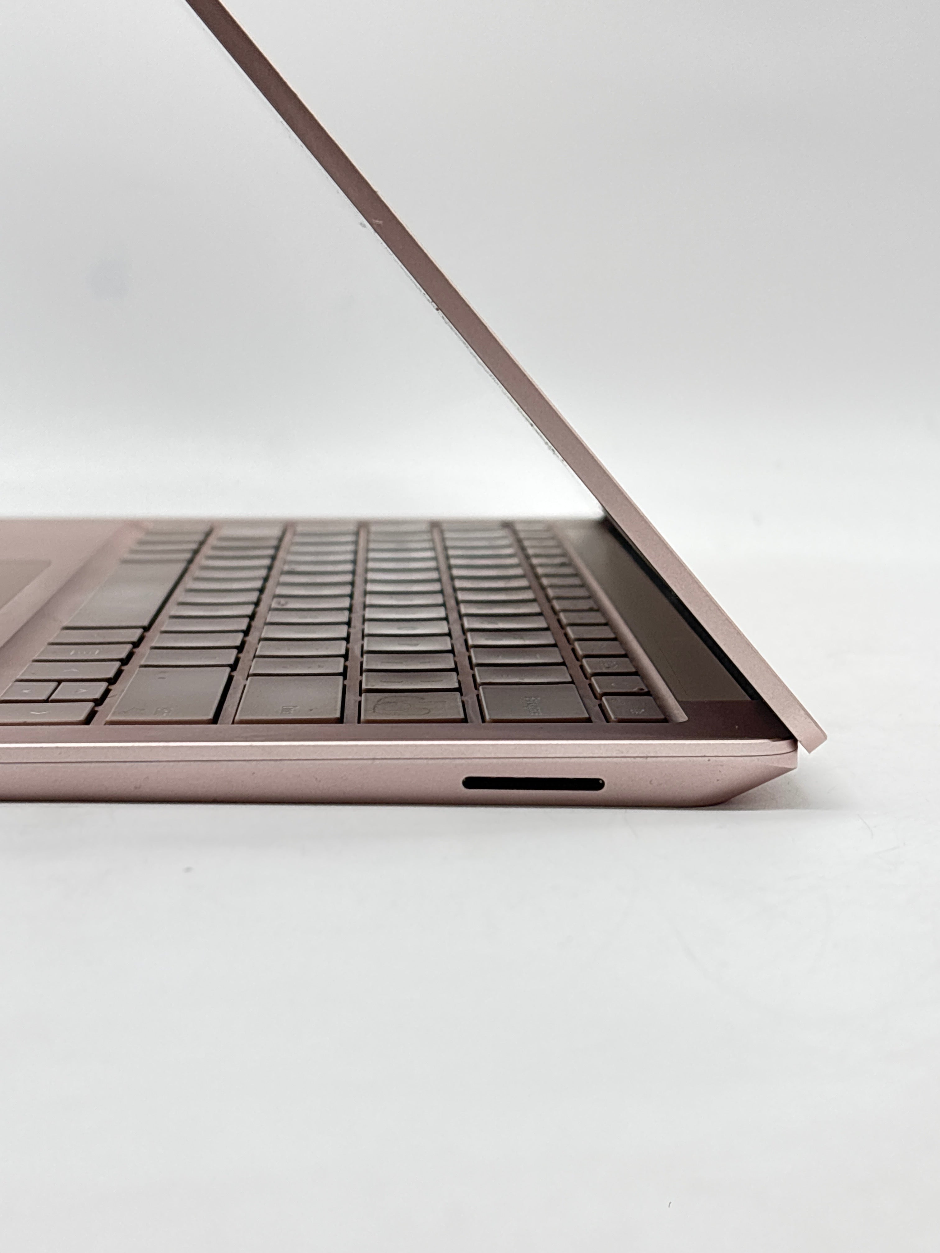Microsoft Surface Laptop 3 i7-1065G7 16GB RAM 512GB SSD - Used
