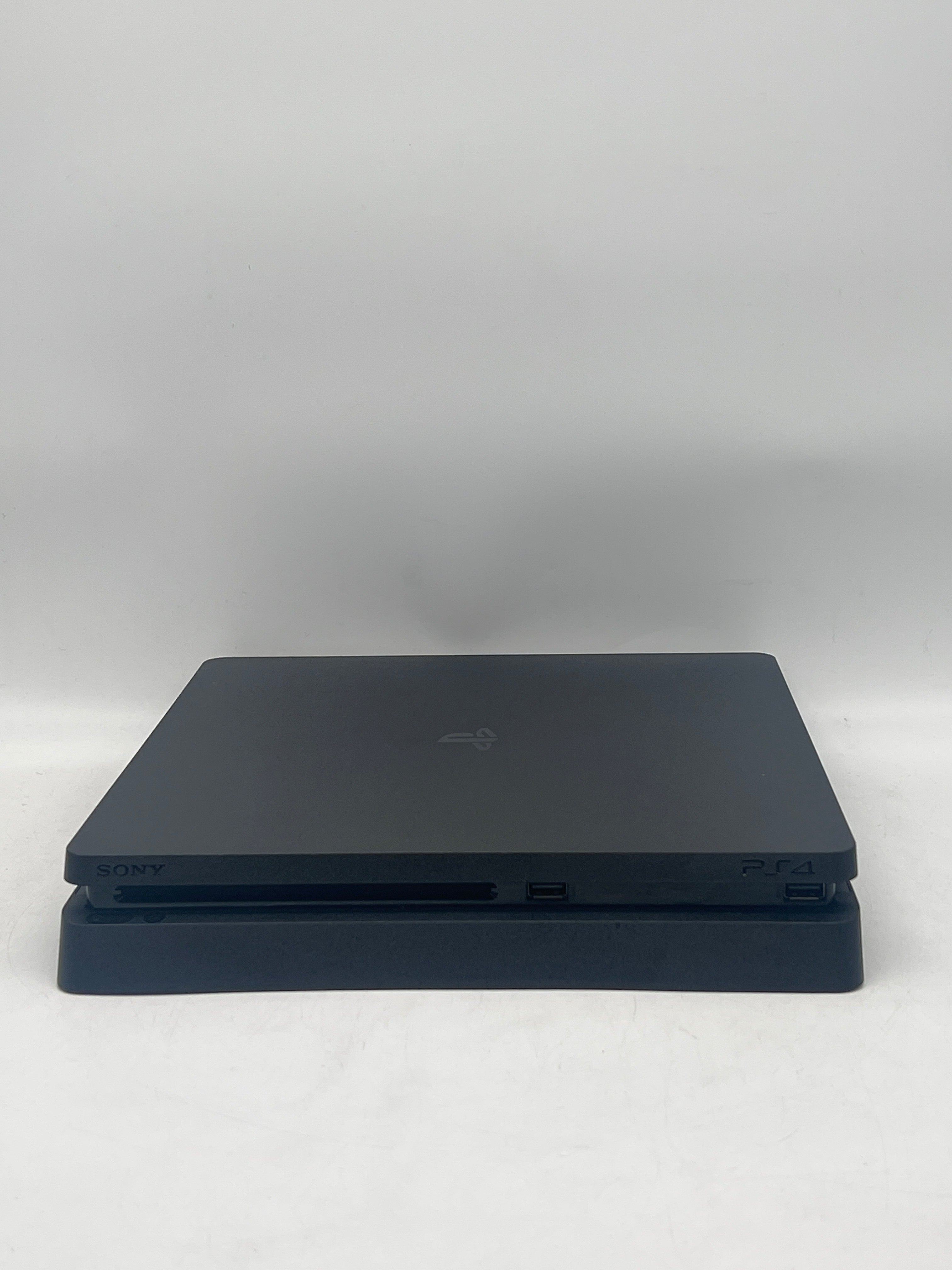 Sony PlayStation 4 Slim CUH-2215B 500GB Console Black