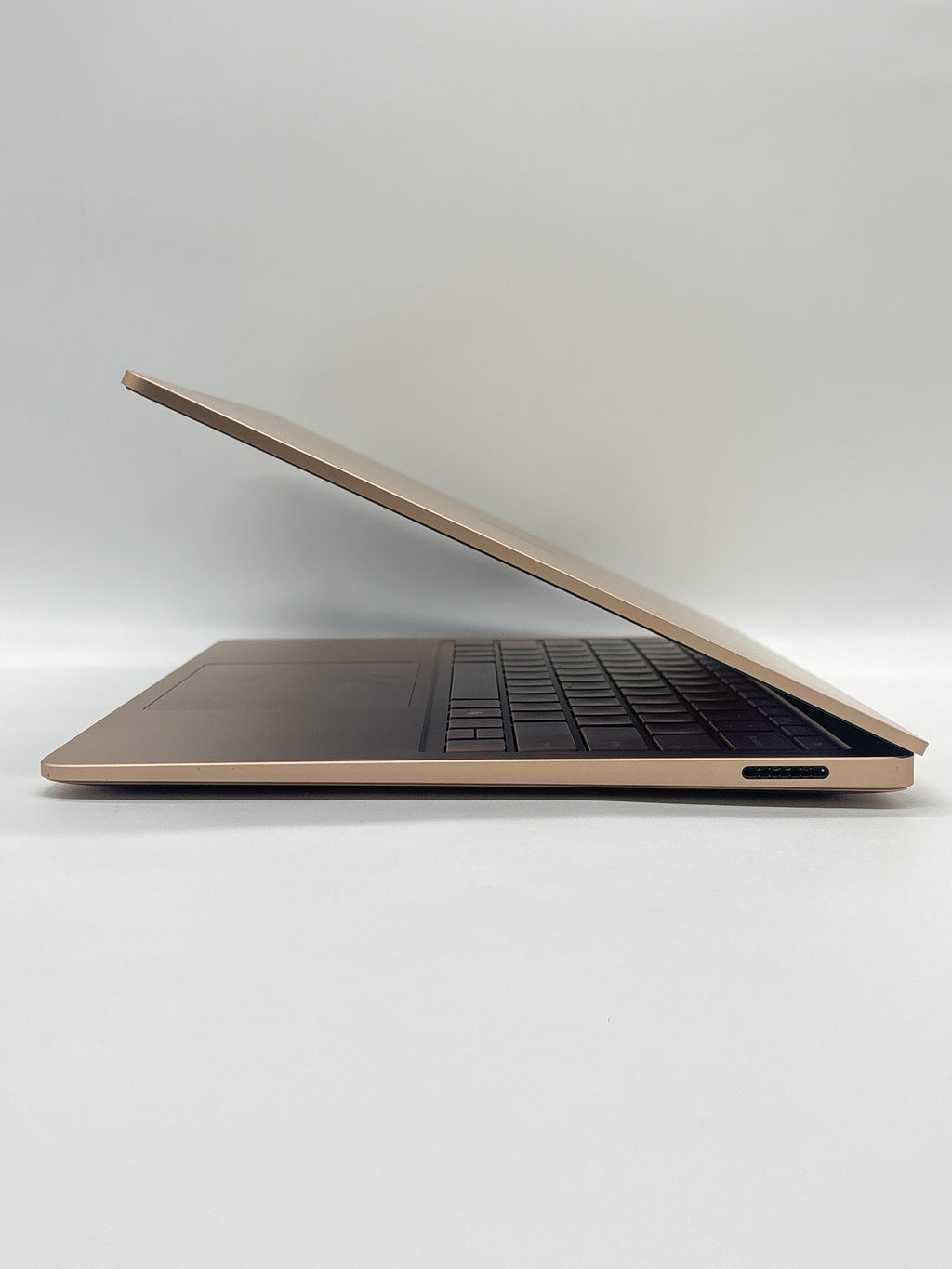 Microsoft Surface Laptop 7 2036 Snapdragon X 16GB RAM 1TB SSD - Used