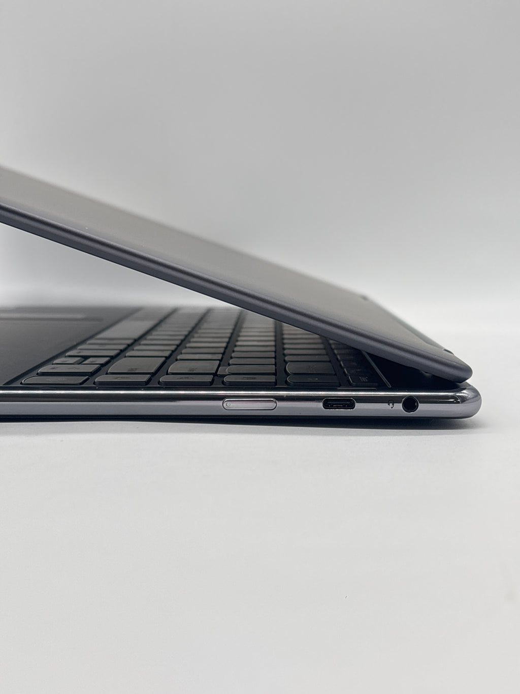 Lenovo Yoga 9 14IRP8 OLED i7-1360P 16GB RAM 512GB SSD - Used