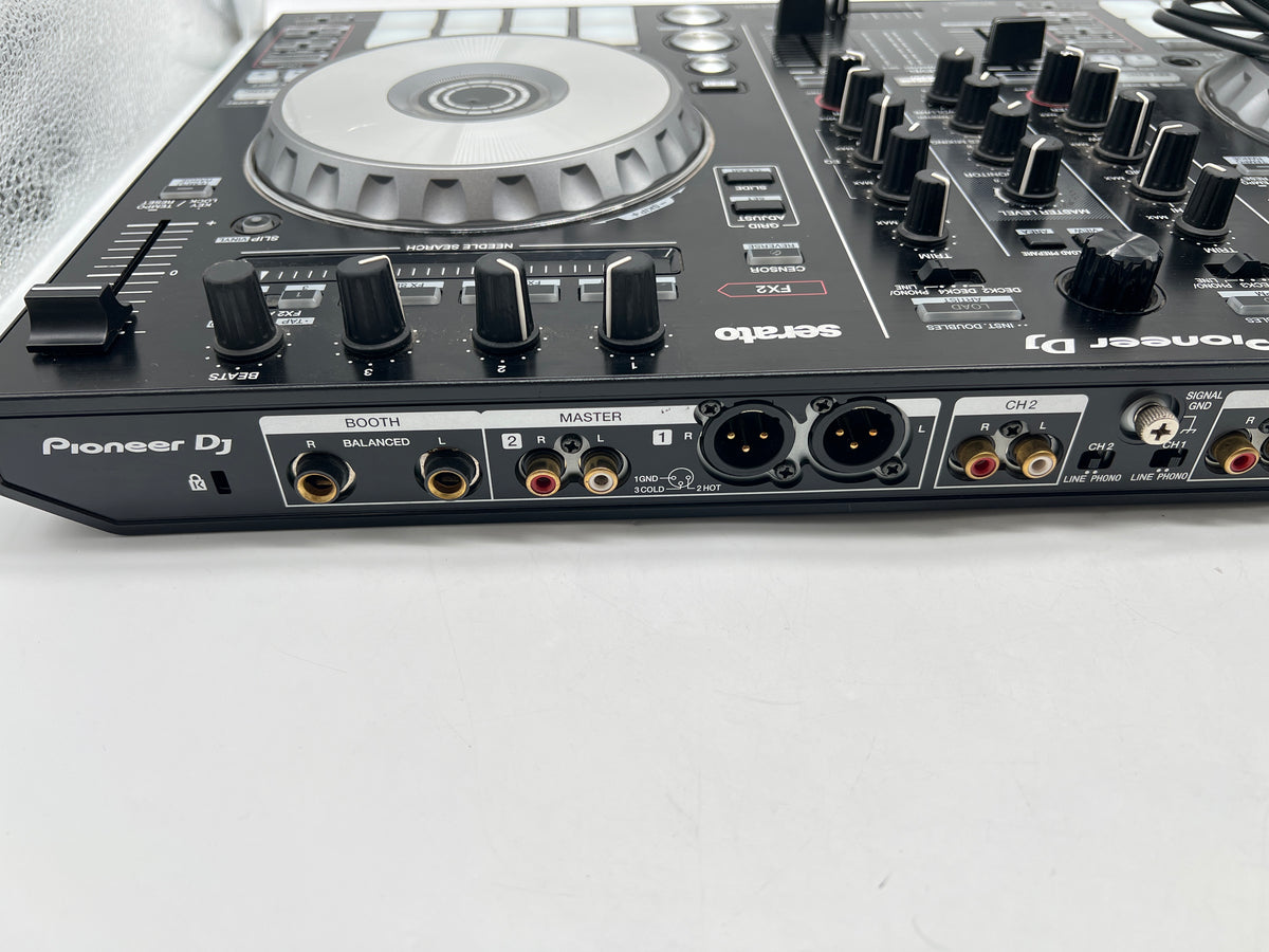 Pioneer DDJ-SR2 2-Channel Serato DJ Controller Black - For Parts (Read)