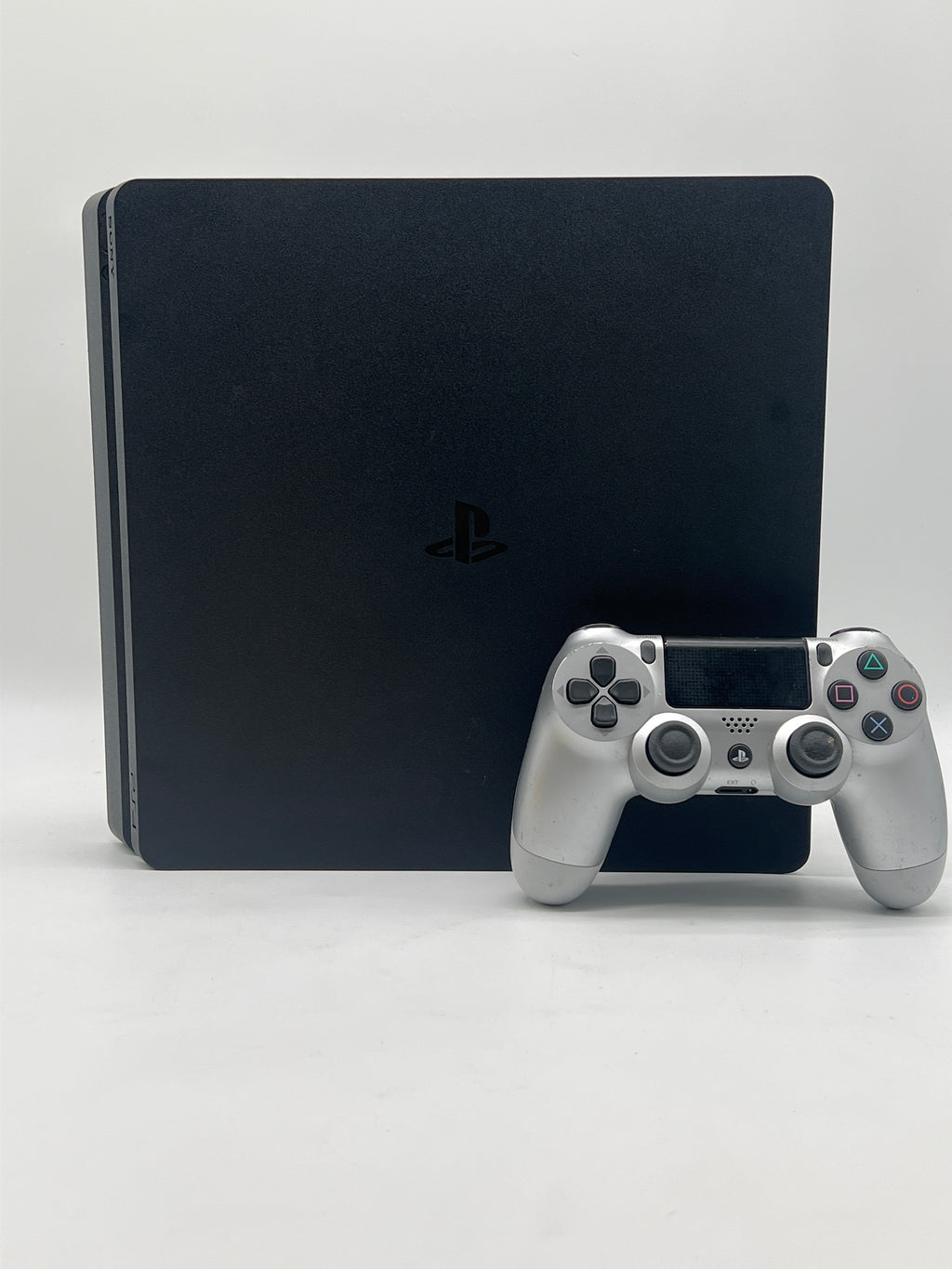 Sony PlayStation 4 Slim CUH-2215B 1TB Gaming Console - Used