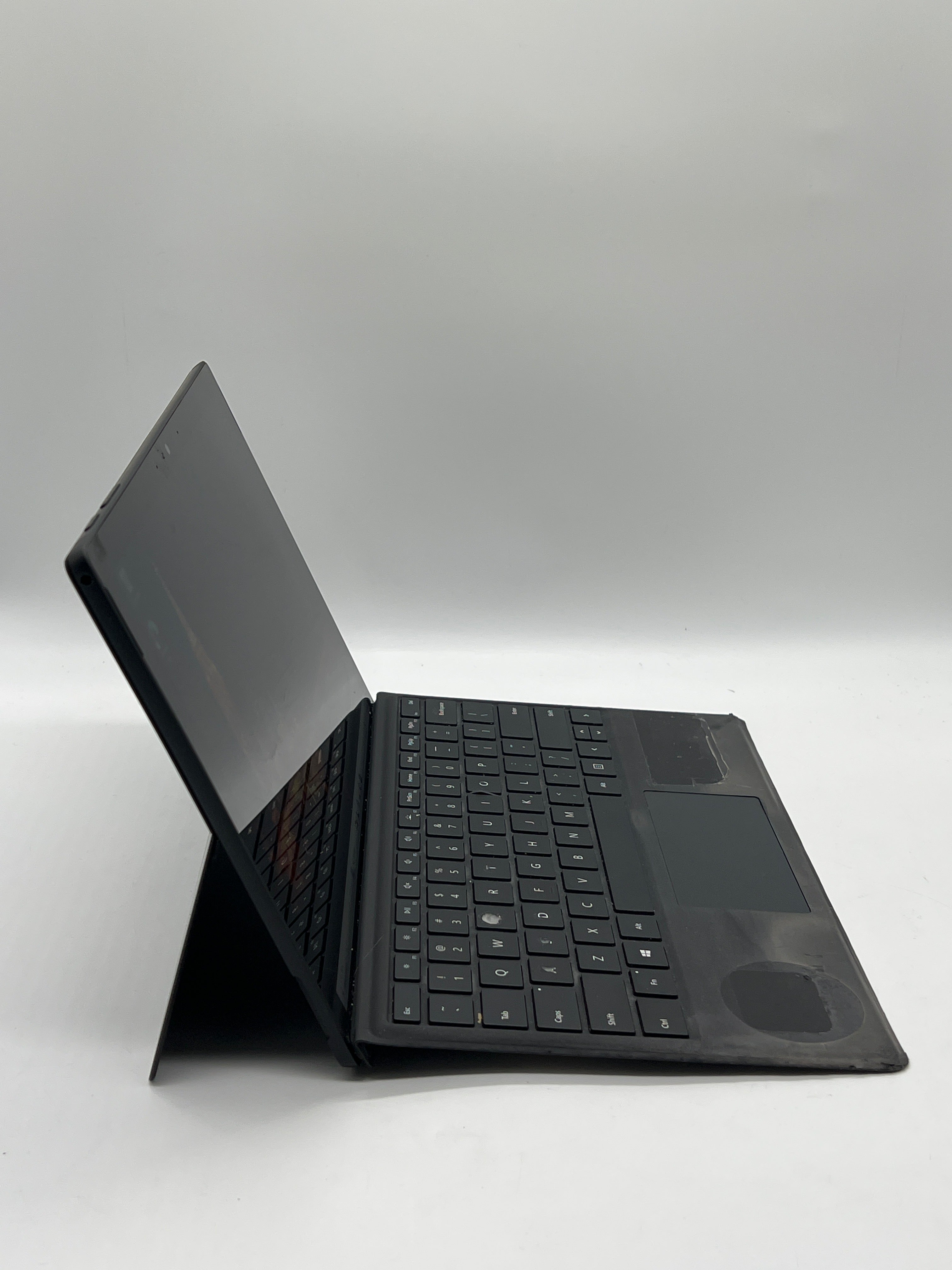 Microsoft Surface Pro 7 Model 1866 12.3 inch Intel Core i5 8gb RAM 256GB SSD - Black