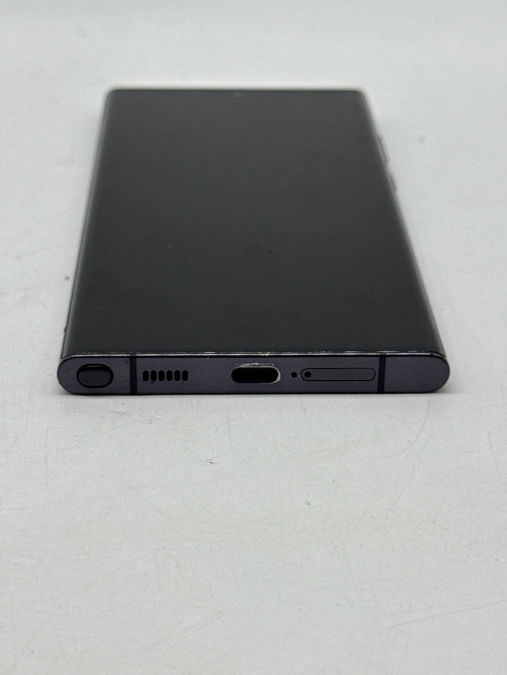 Samsung Galaxy S22 Ultra SM-S908U 128GB Factory Unlocked - Used
