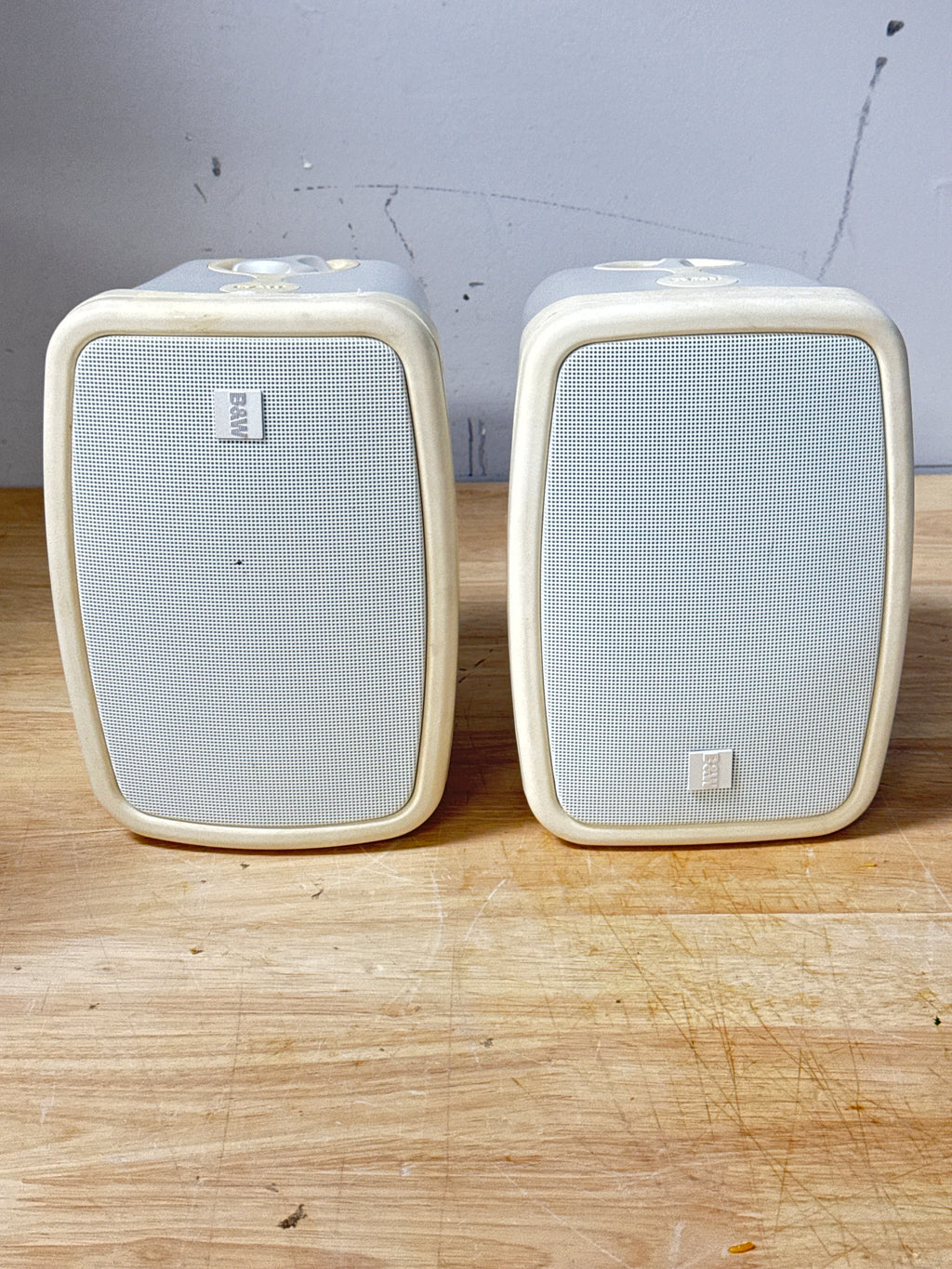 Bowers & Wilkins WM4 Indoor/Outdoor Speaker 25-90W Wired White - Used