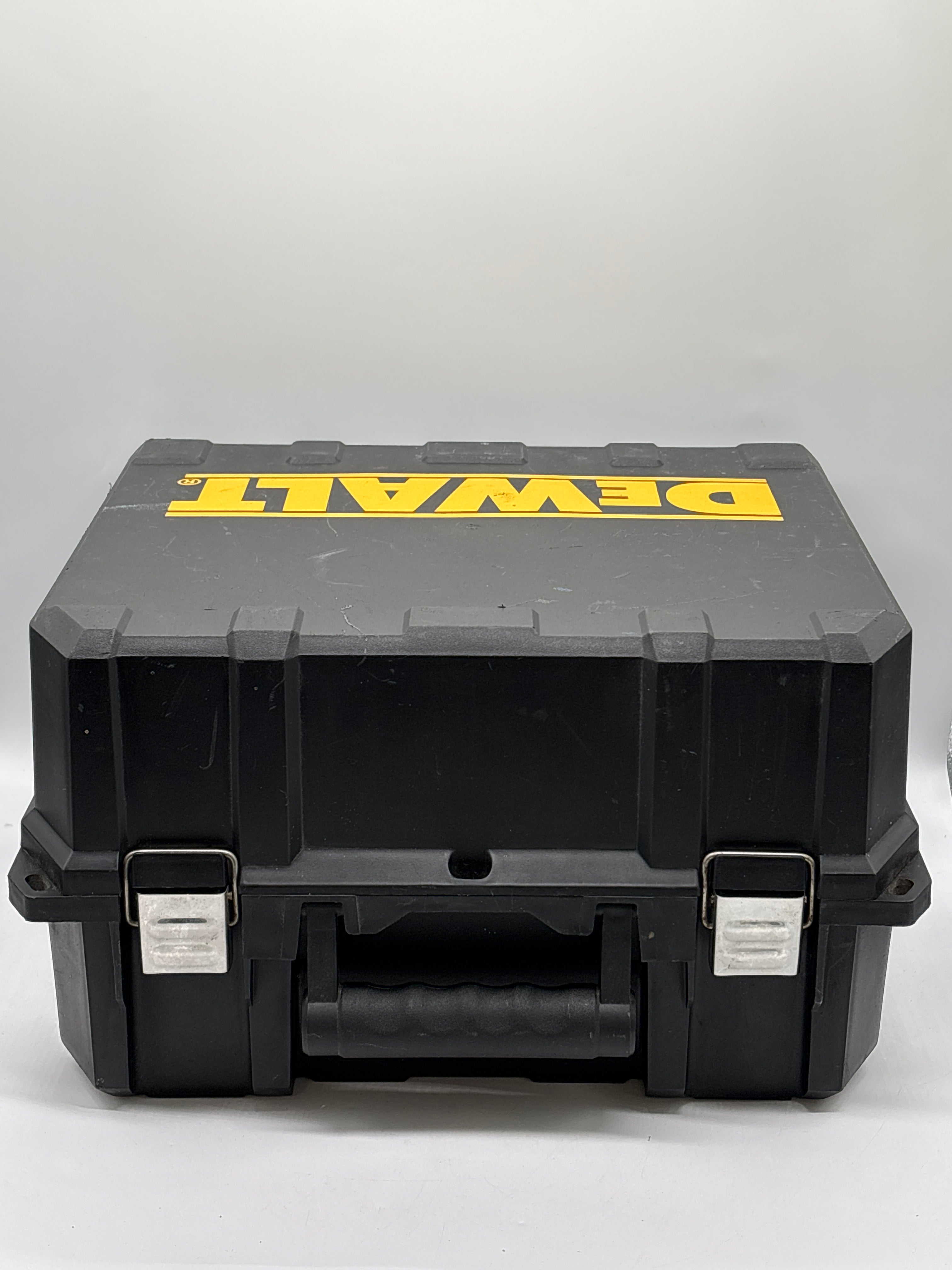 DEWALT DW369 7 1/4 in Corded Circular Saw - Used