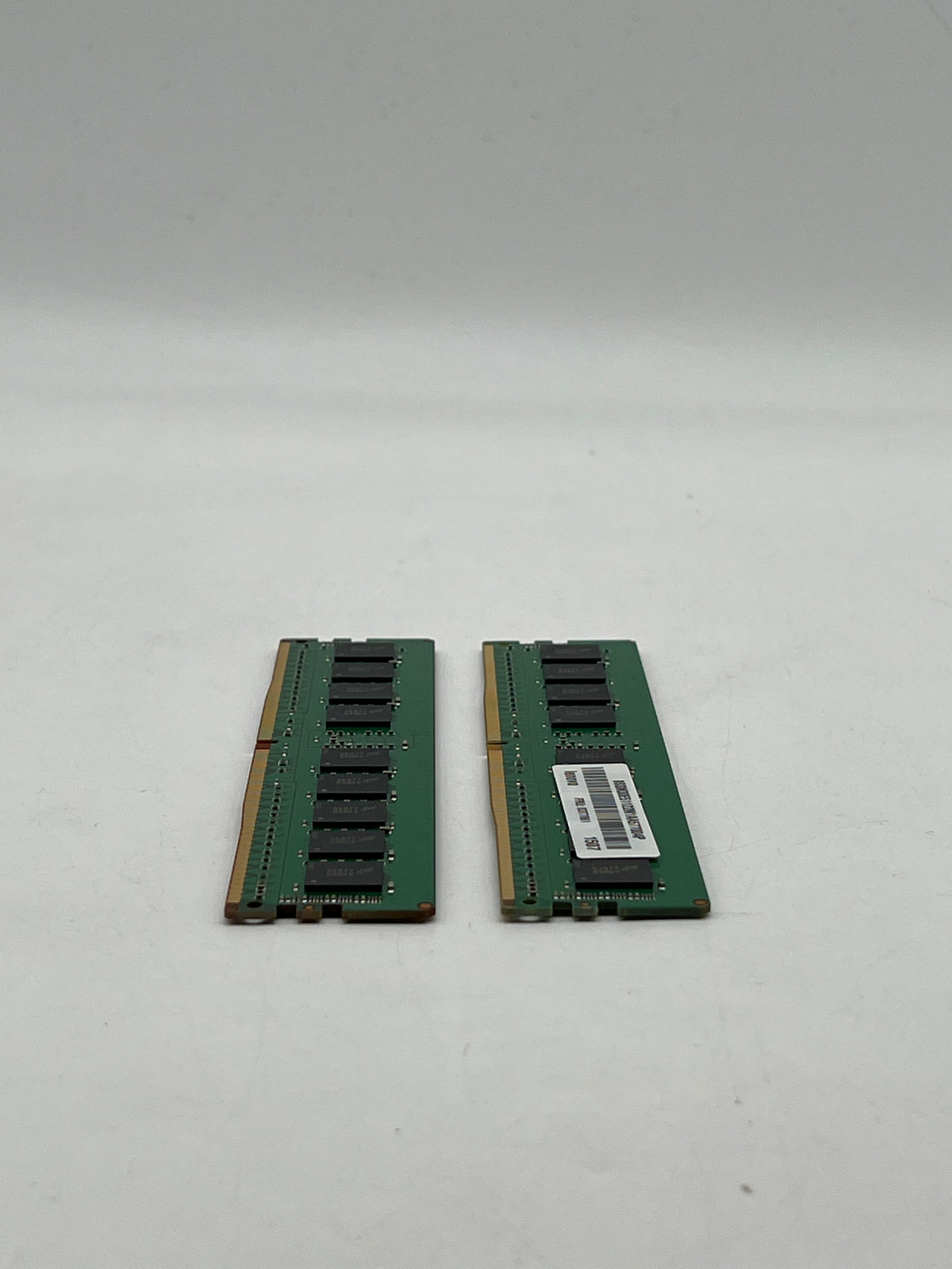 Micron 8GB DDR4 2133MHz ECC RDIMM Server Memory Matched Pair - Used