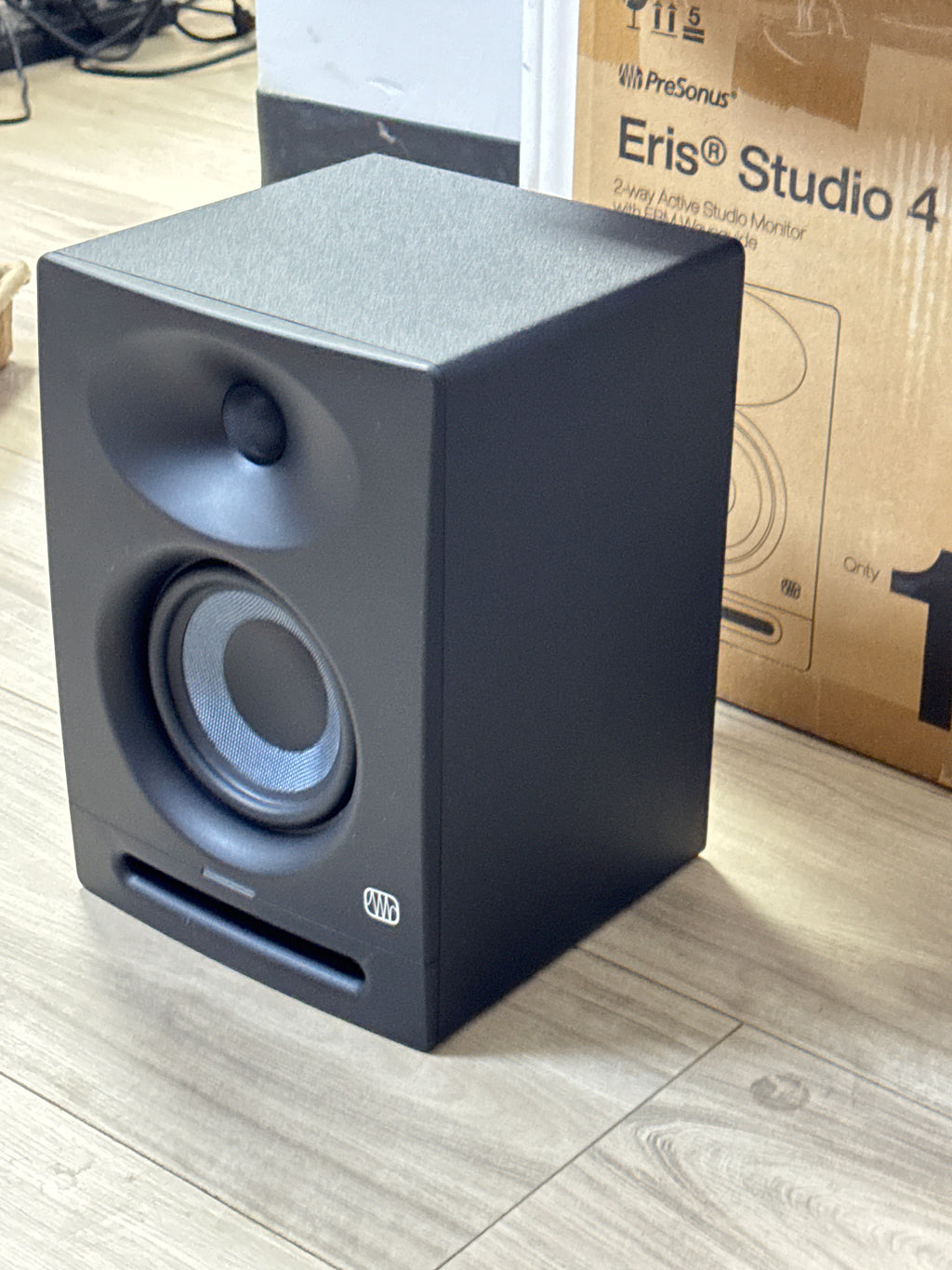 PreSonus Eris Studio 4 Studio Monitor Speaker Black Wired - Open Box
