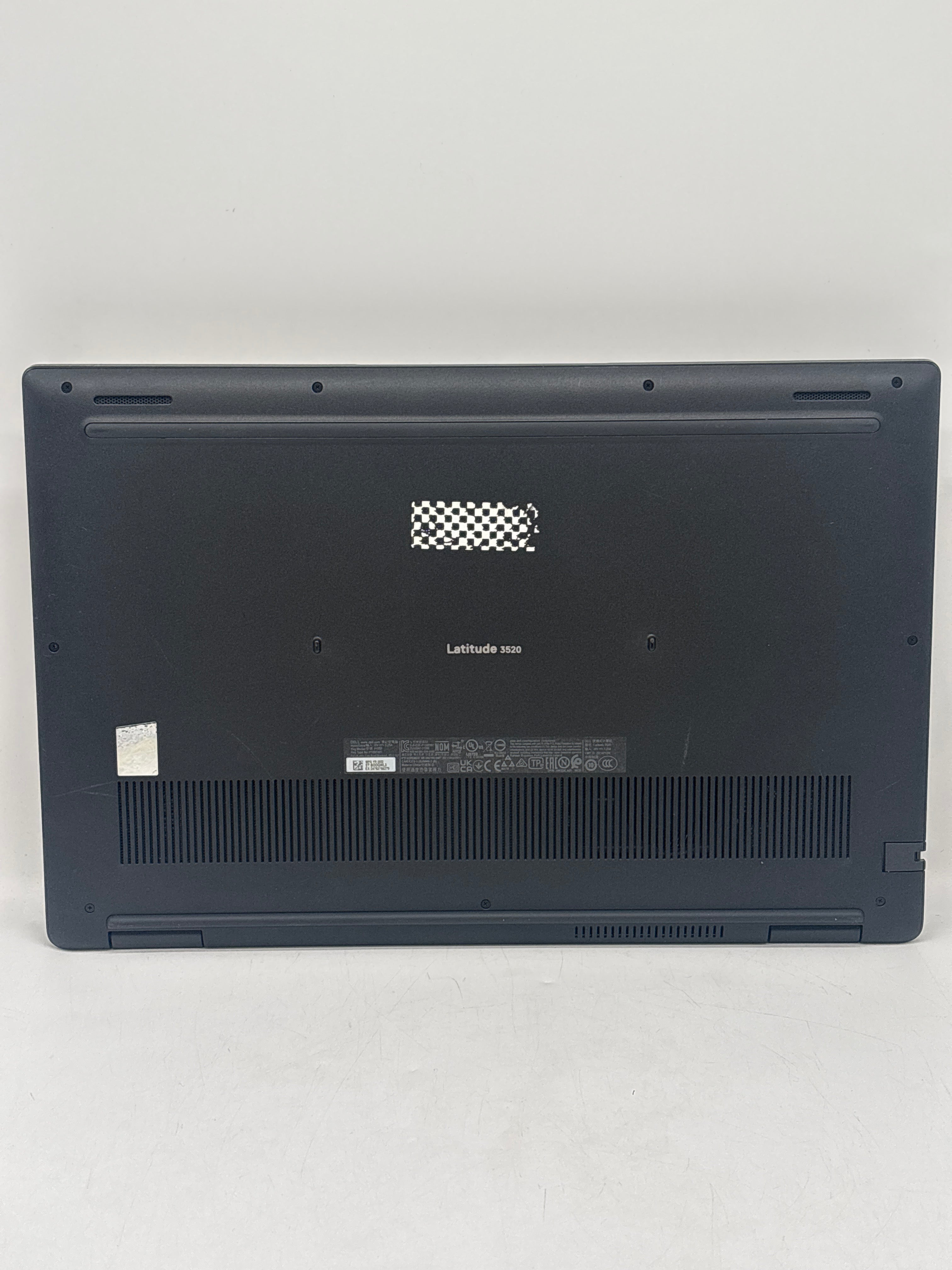 Dell Latitude 3520 15.6" Core i5-1135G7 4GB RAM 256GB SSD GeForce MX350 - Used
