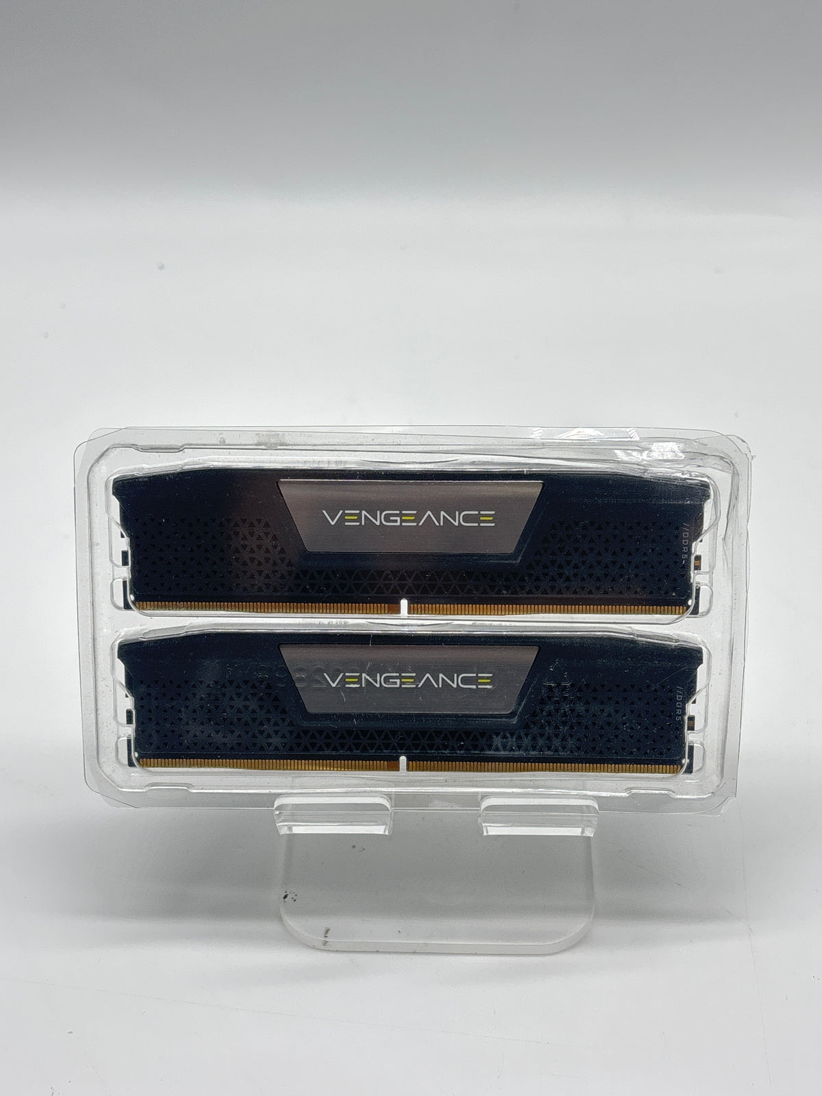 Corsair Vengeance DDR5 CMK64GX5M2B5200C40 64GB RAM 2x32GB 5200MT/s - Used