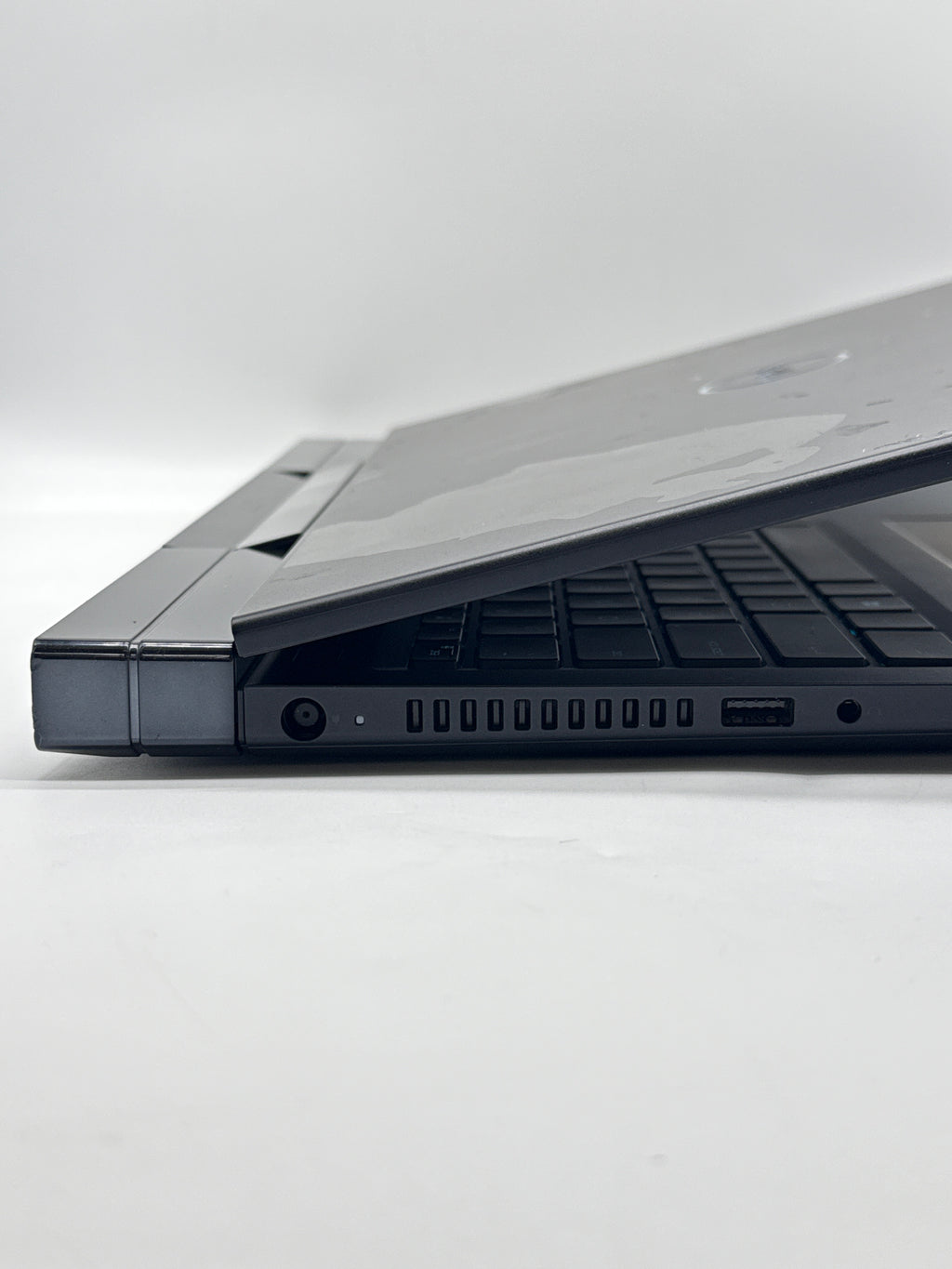 Dell G7 17 17" Core i5-10750H 16GB RAM 512GB+1TB SSD RTX 2070 - Used