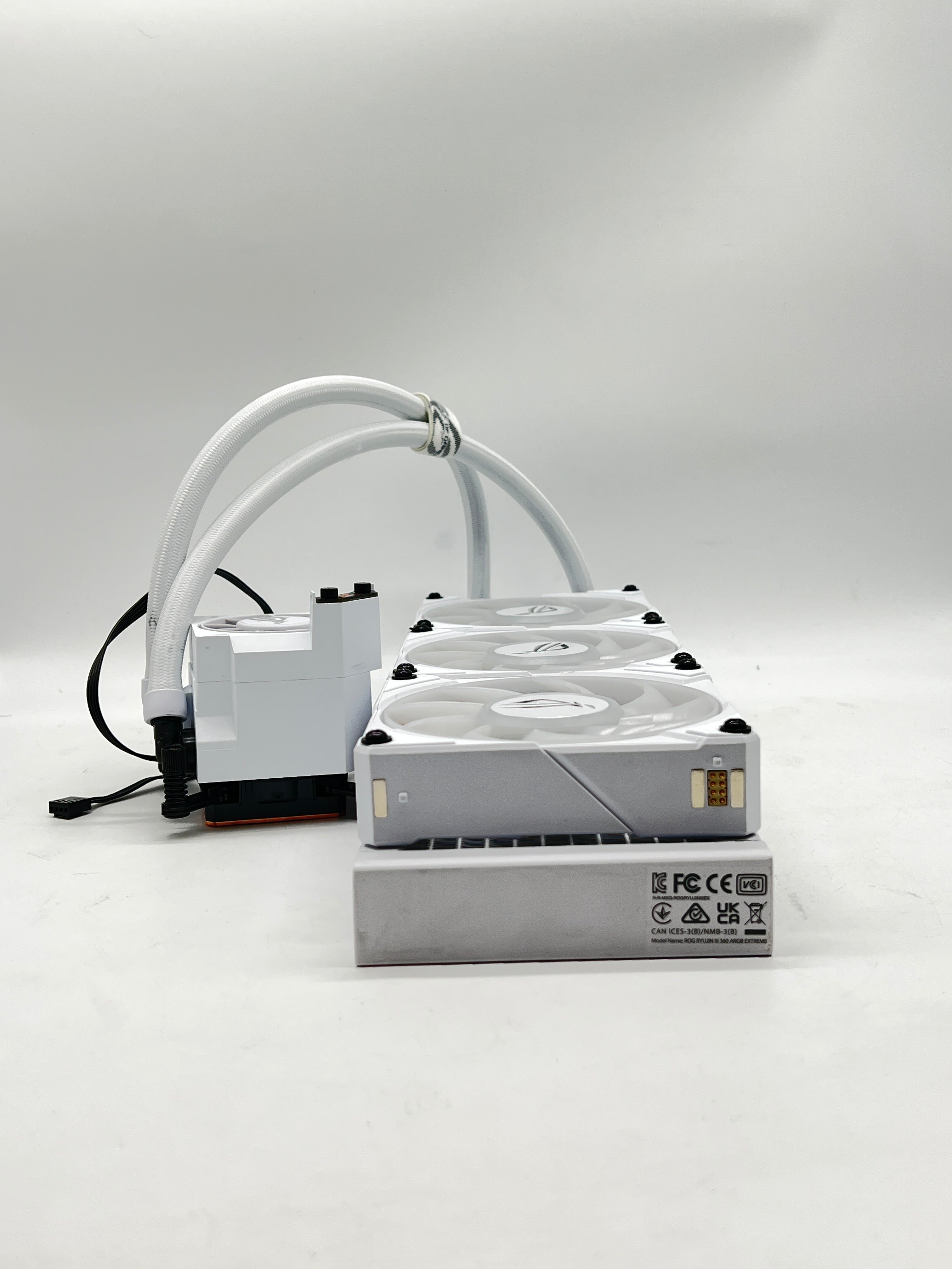 ASUS ROG Ryujin III 360 ARGB Extreme Liquid Cooler - White Used