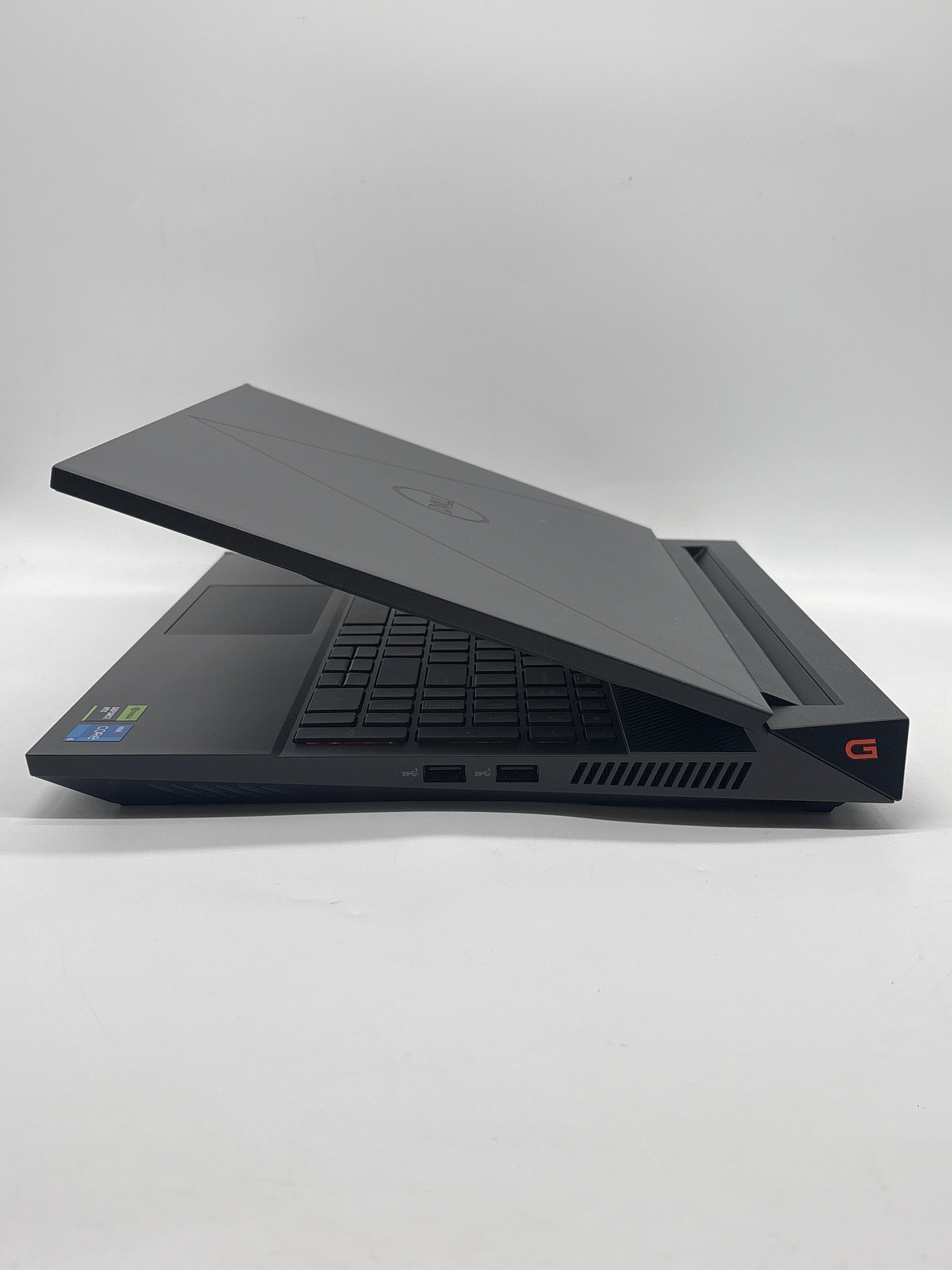 Dell G15 5530 i5-13450HX 8GB RAM 512GB SSD RTX 3050 Used