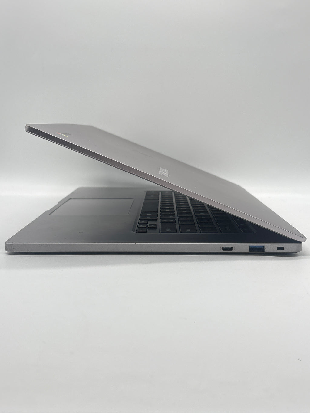 Samsung Chromebook xe350xba 15.6" N4000 4GB Ram 32GB SSD - For Parts (Read DESC)