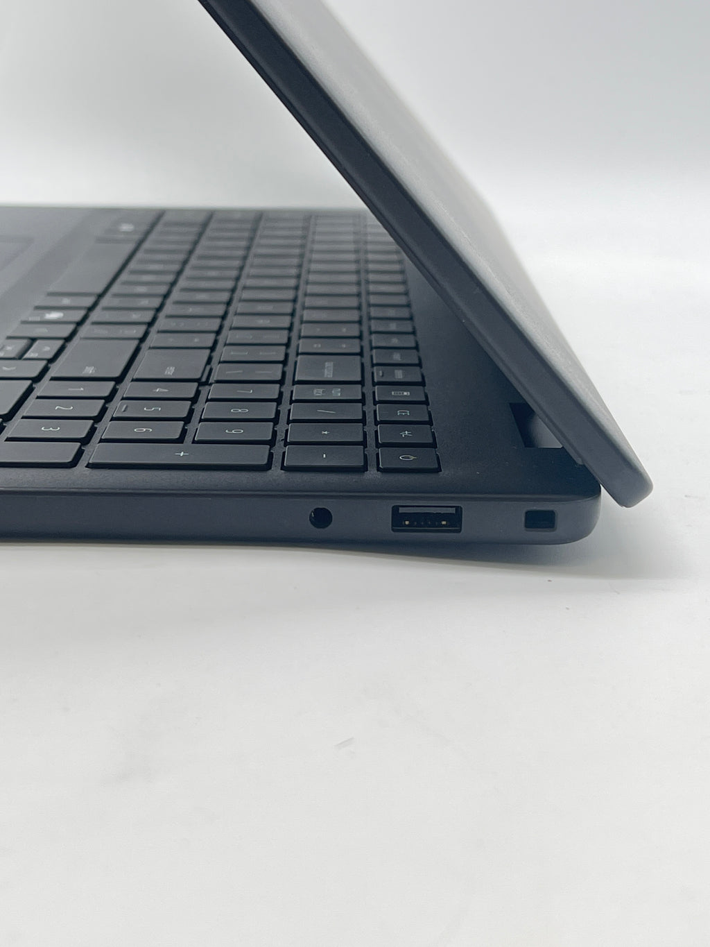 Dell 16 DC16250 Core 5-120U 16GB RAM 512GB SSD Touch - Used