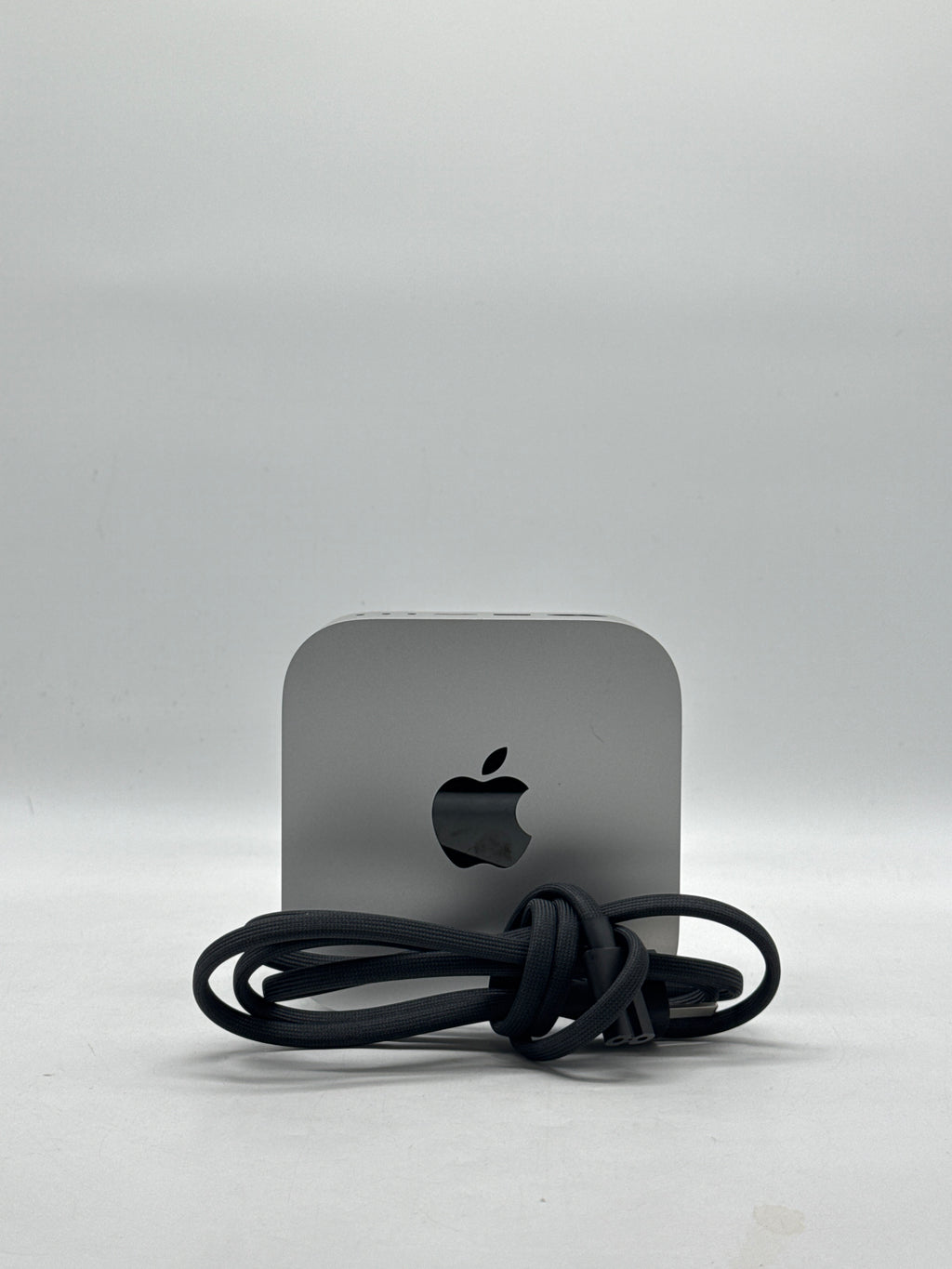 Apple Mac Mini A3238 M4 10-Core CPU 10-Core GPU 16GB RAM 256GB SSD Silver - Used
