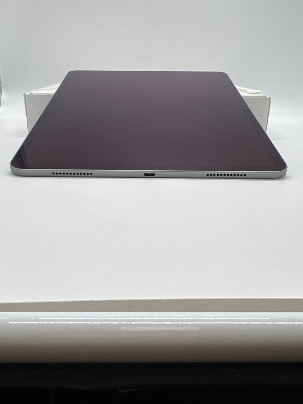 Apple iPad Air M2 (5th Gen, 13") A2898 - 256GB - Space Gray - Used With Box (Cycle count 20)