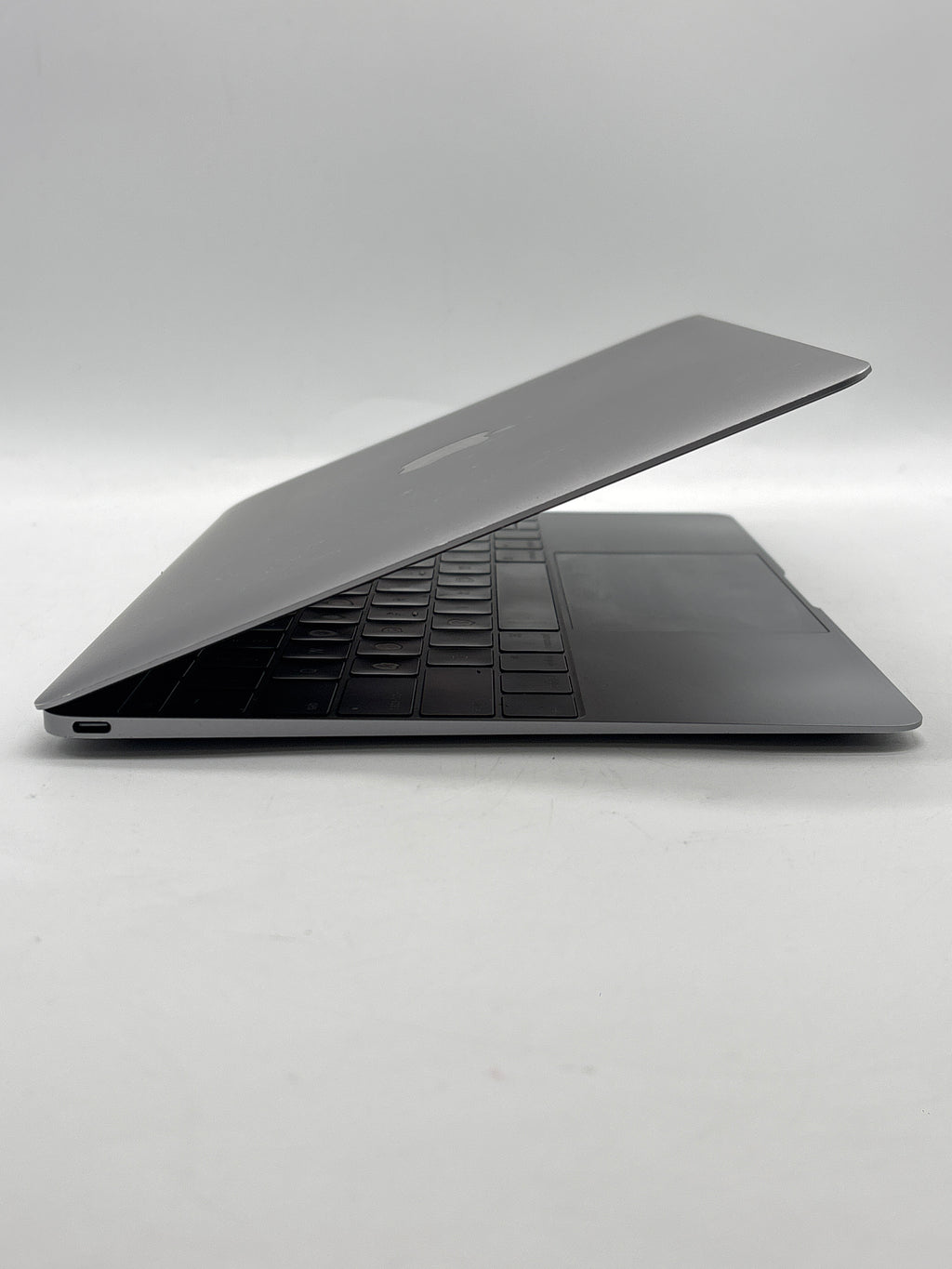 Apple MacBook A1532 12" Core M 8GB RAM 512GB SSD Space Gray - For Parts