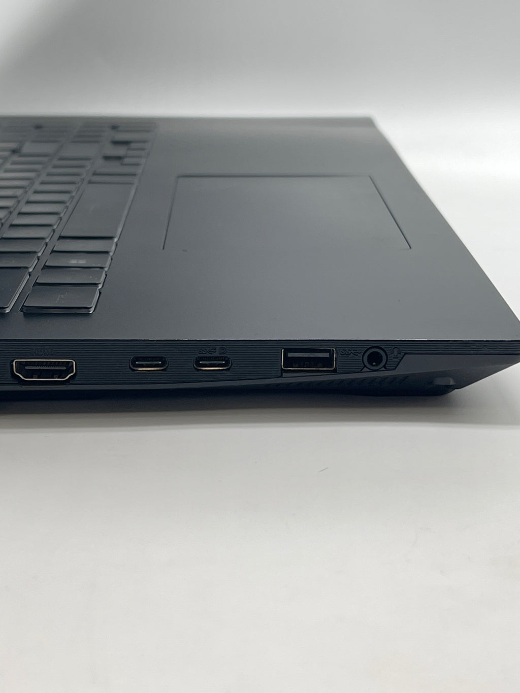 Asus TUF F17 FX707Z i5-1200H 16GB RAM 512GB SSD RTX 3050 - For Part (READ)