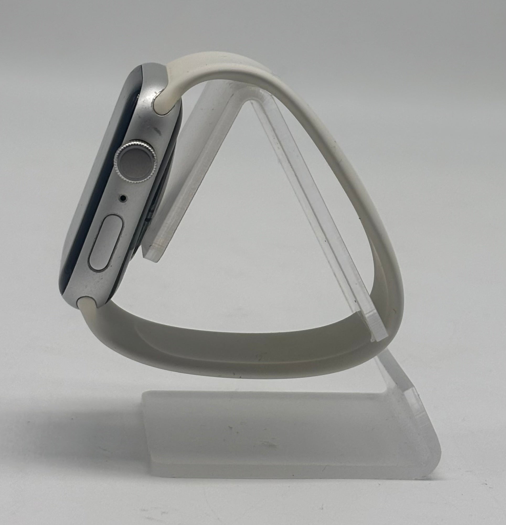 Apple Watch Series 6 GPS A2292 44mm (w/ 3 Extra Bands) - For Parts(Cracks Rear)