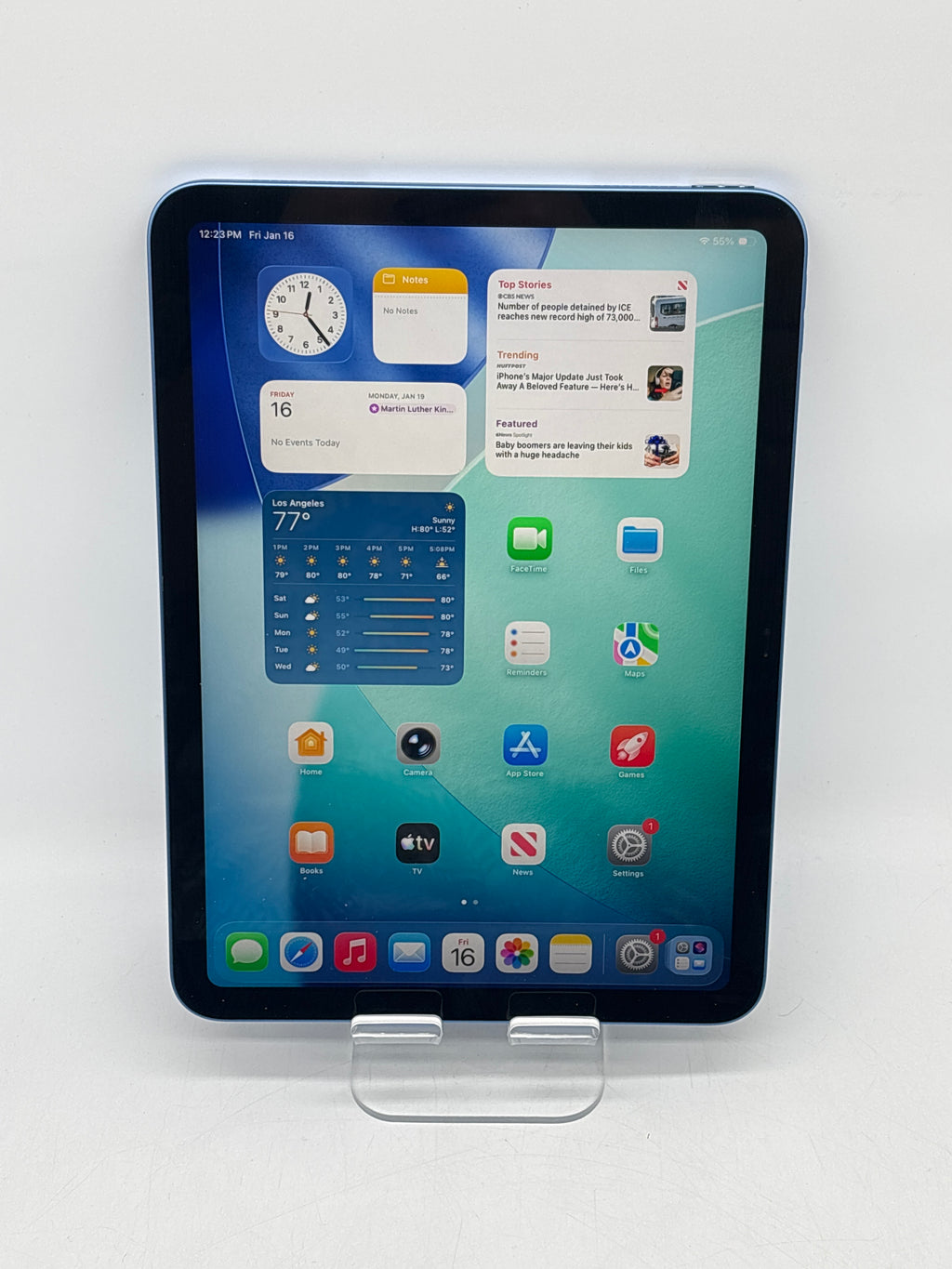 Apple iPad 11th Gen A16 128 GB Blue Wi-Fi - Used (Cycle Count 20)