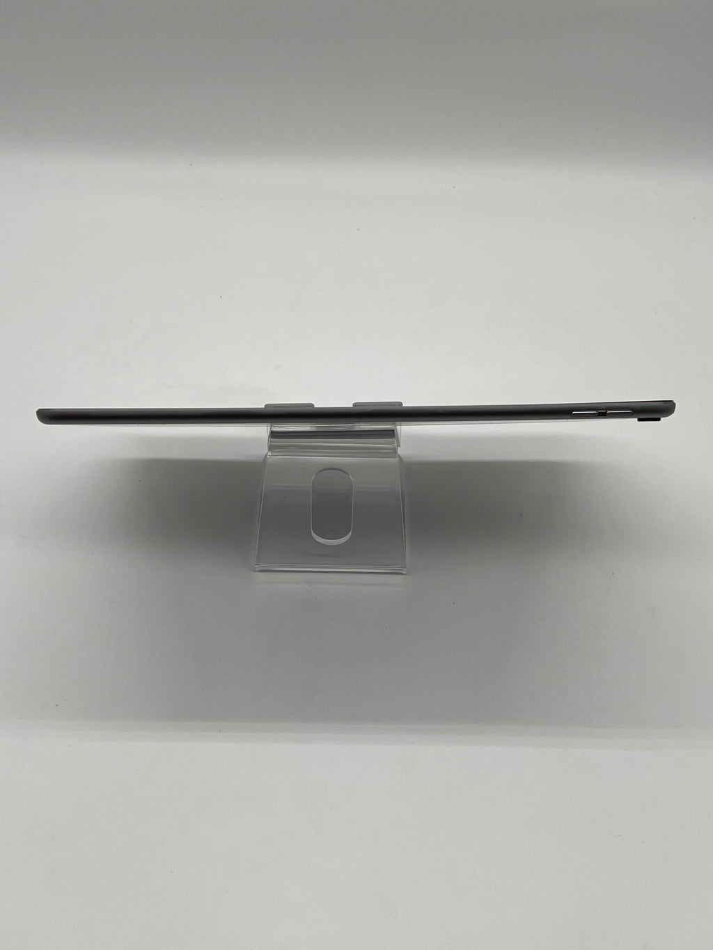 Apple iPad Pro 10.5 inch A1701 64GB Space Gray Wi-Fi