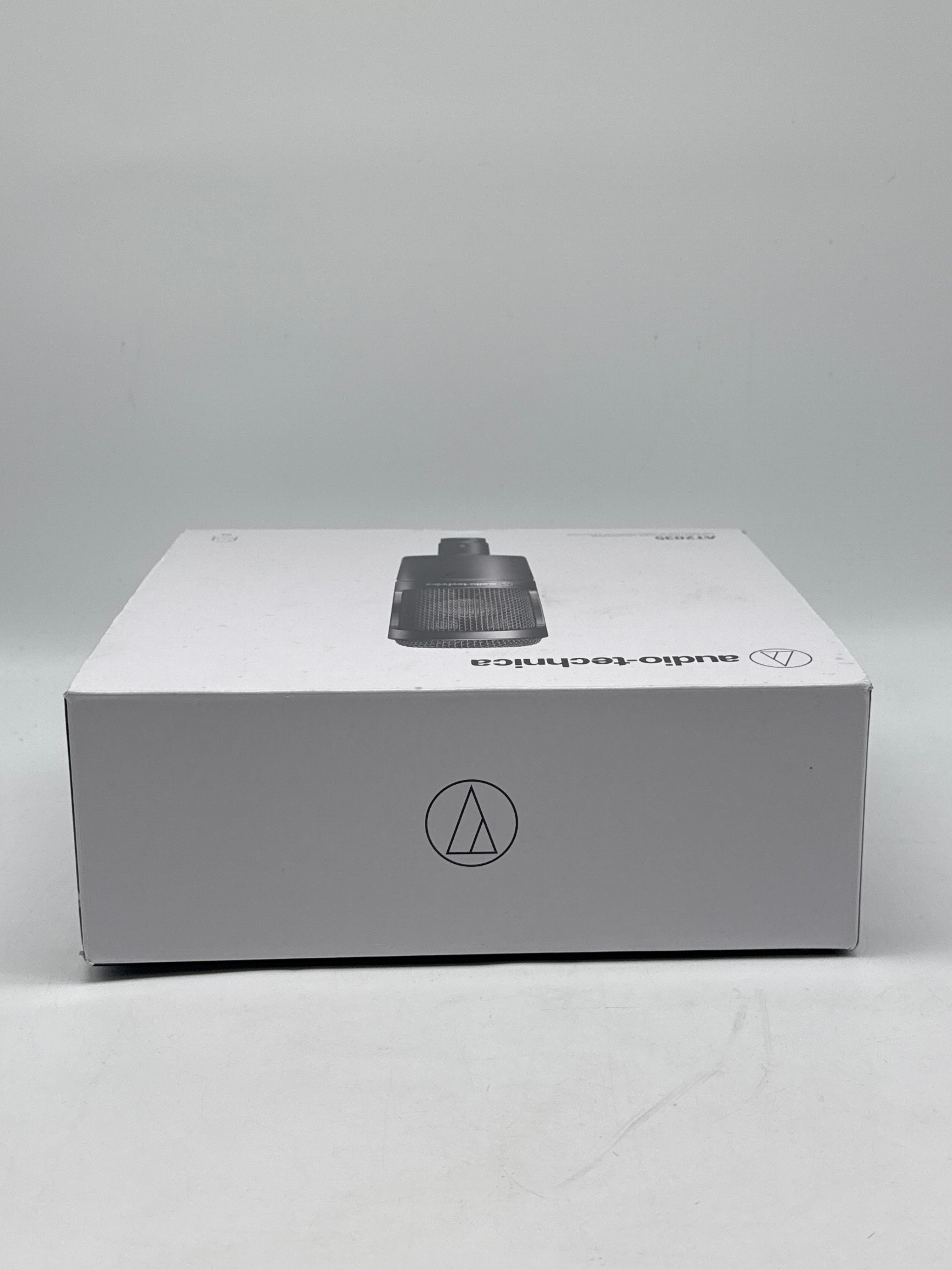 Audio Technica AT2035 Cardioid Condenser Microphone Black Open Box