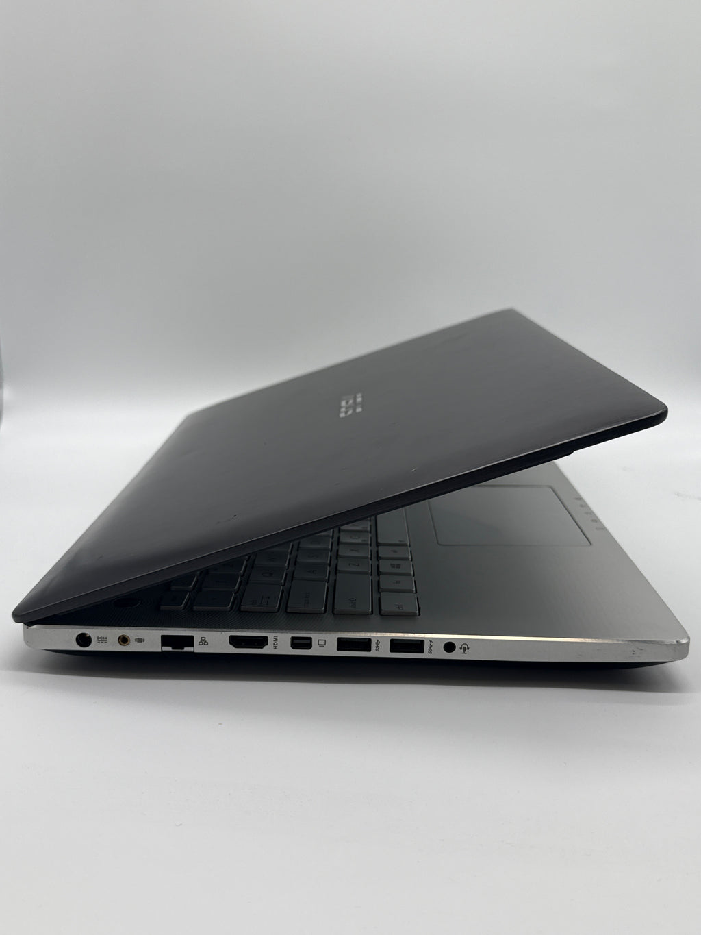 Asus N550J 15.6" Intel i7 2.4GHz 8GB RAM 1TB HDD - Bad Battery