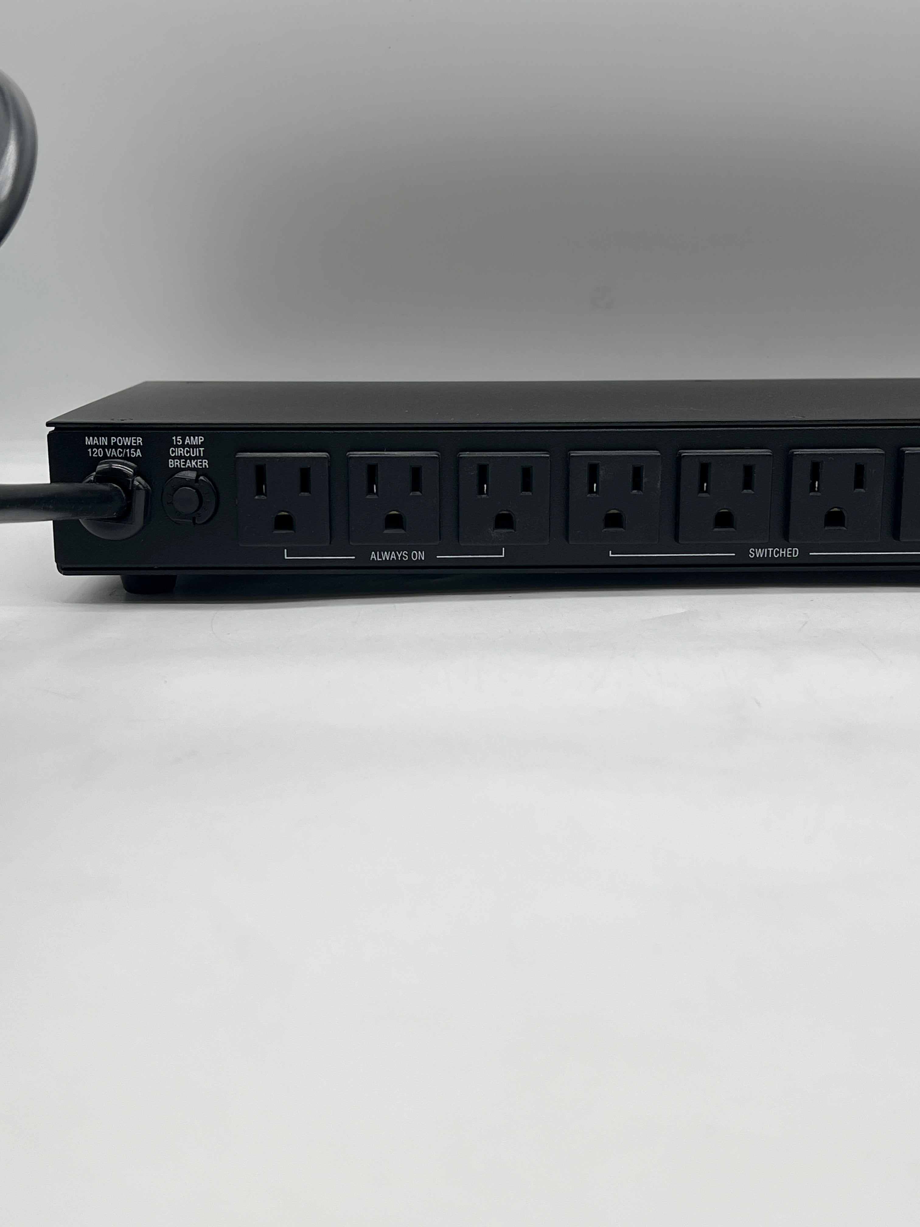 Panamax Max 4300 Surge Protector Line Conditioner 7 Outlets Used - No Controller
