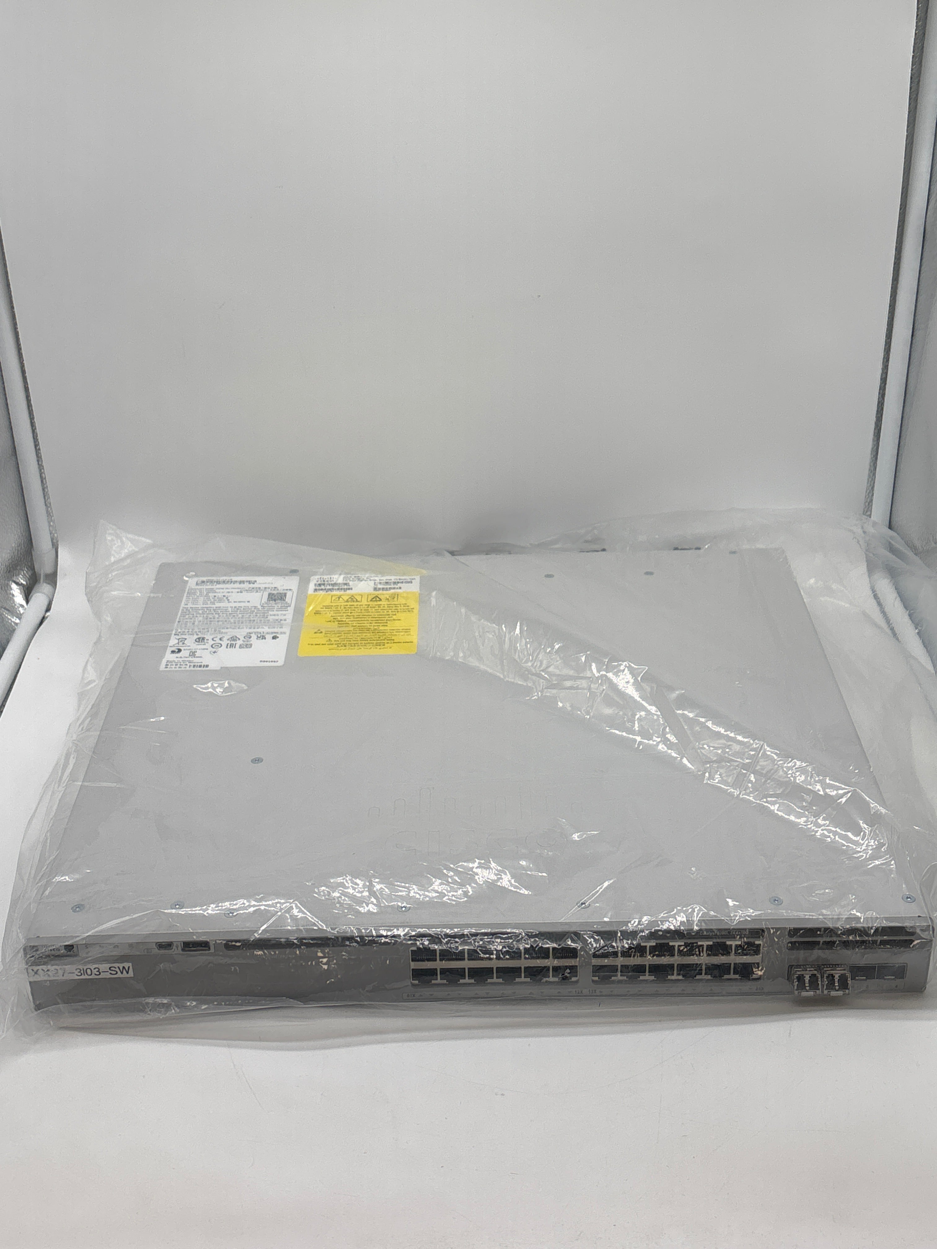 Cisco C9300L-24T-4X Catalyst Switch 24-Port Rack Mountable - New No Box