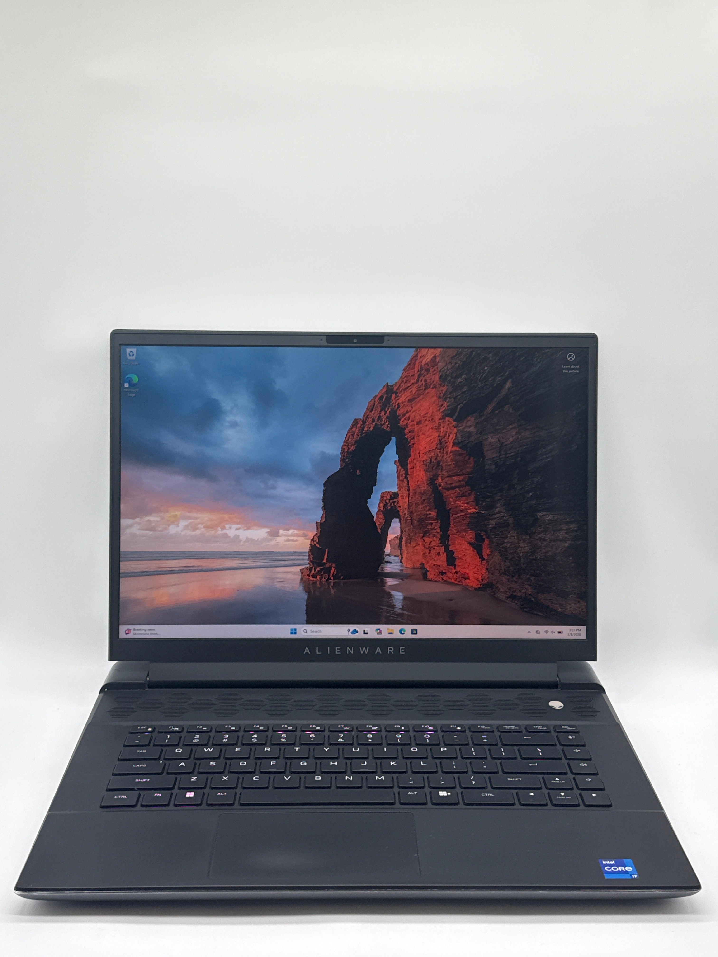Dell Alienware M16 R1 i7-13700HX 64GB RAM 2TB SSD NVIDIA RTX 4070 - USED B