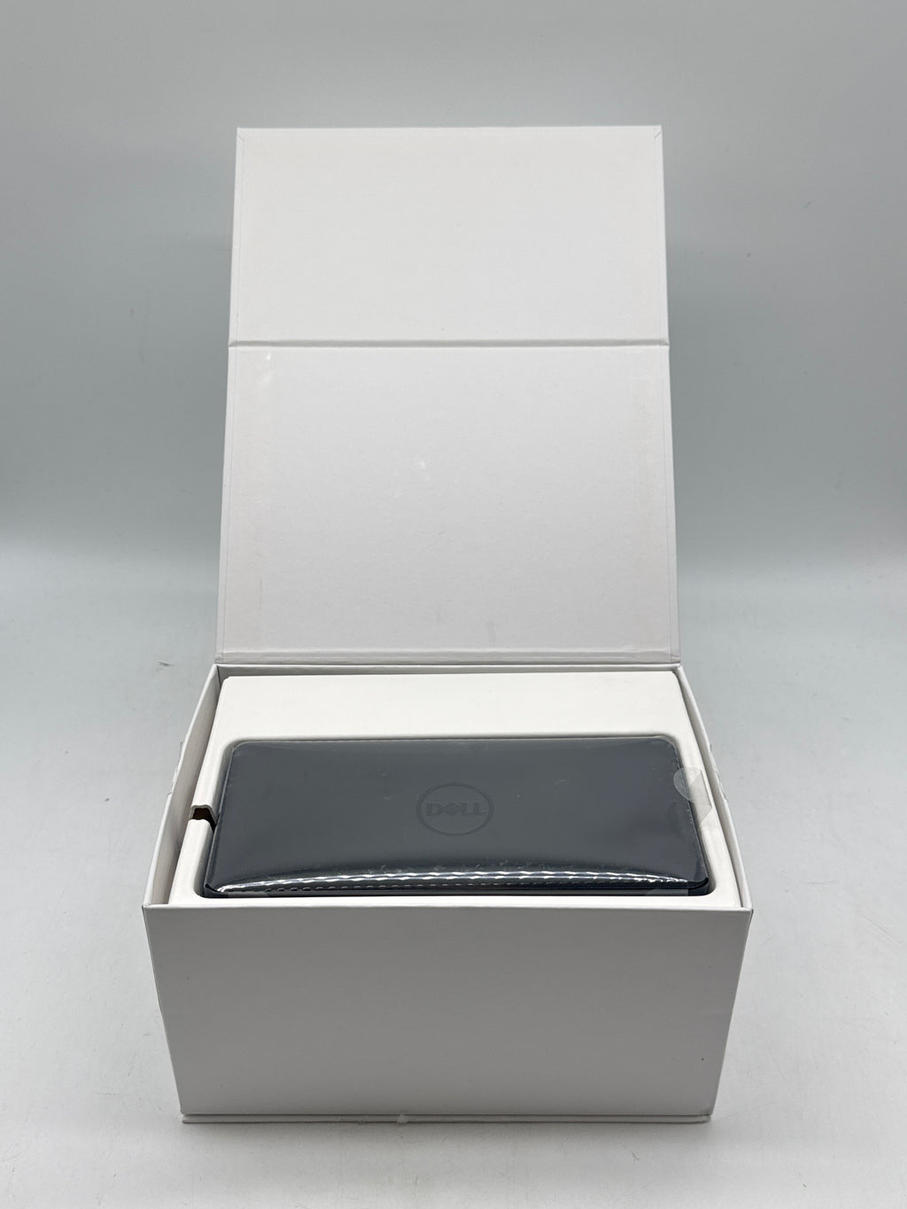 Dell Universal Dock D6000 0MKX27 USB-C Docking Station 4K HDMI DisplayPort - Open Box