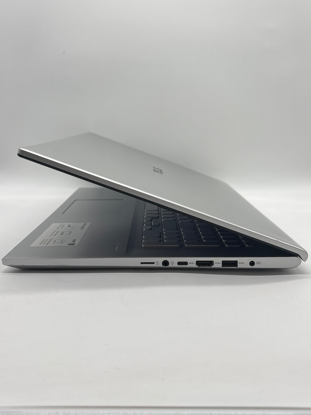 Asus VivoBook X712J i5-1035G112 12GB RAM 1TB SSD - For Parts (Read DESC)
