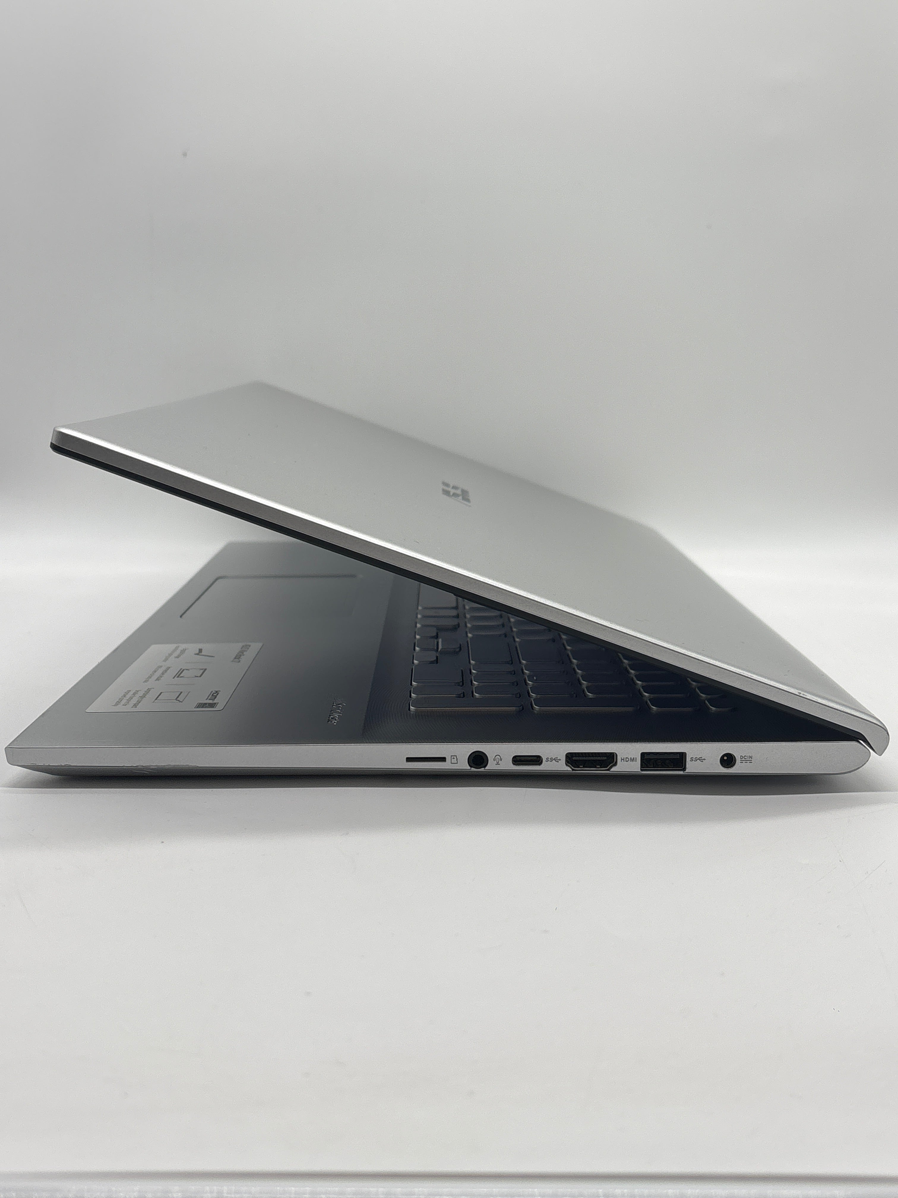 Asus VivoBook X712J i5-1035G112 12GB RAM 1TB SSD - For Parts (Read DESC)