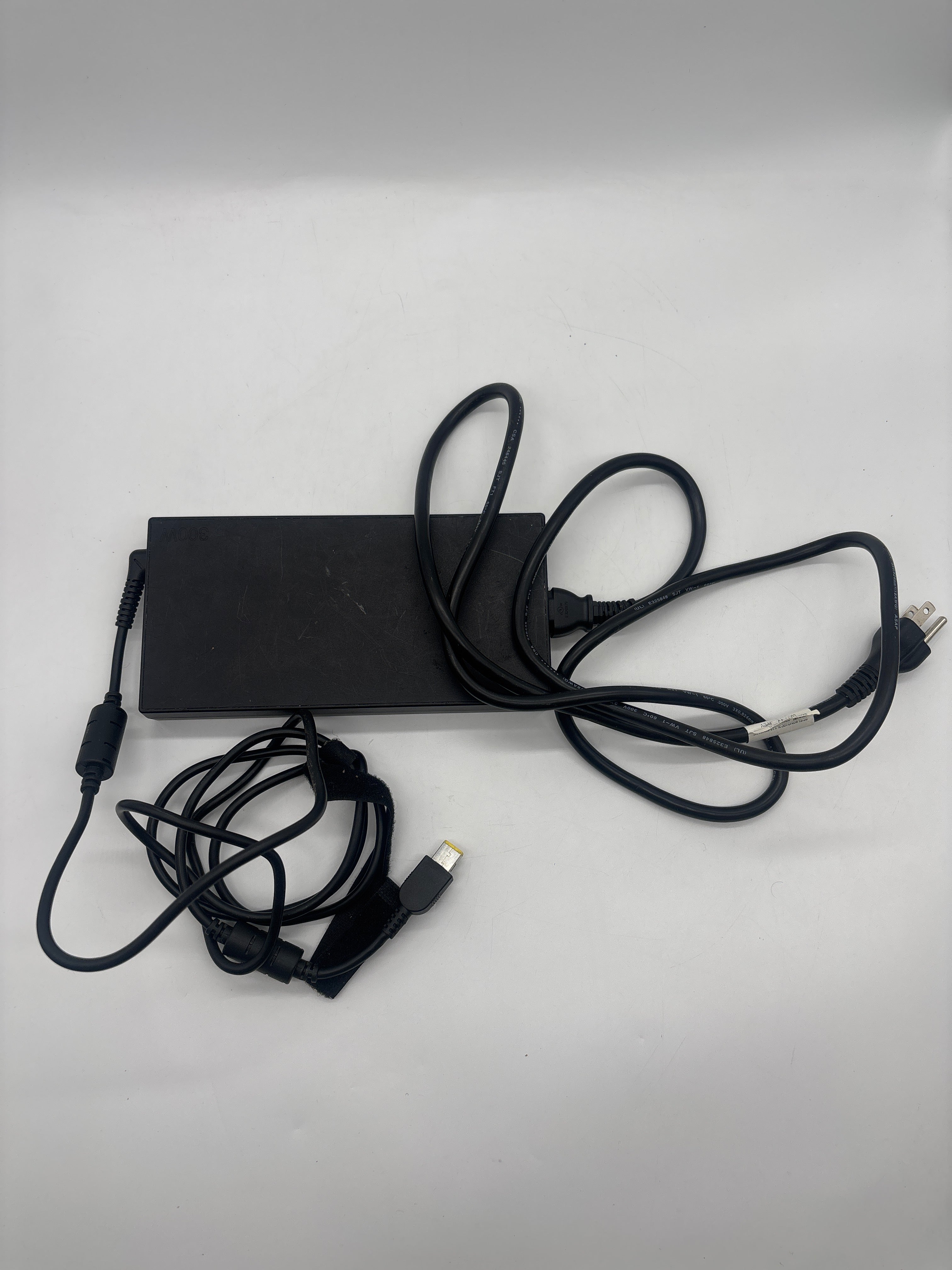 Lenovo Legion pro 5 16IRX9 i9-14900HX 16GB RAM 1TB SSD RTX 4060 - For Parts (Read)