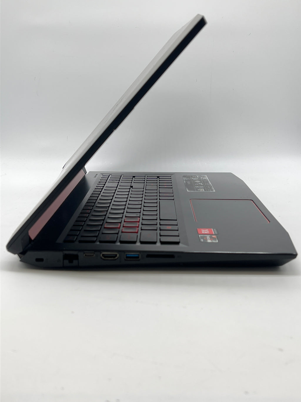 Acer Nitro 5 AN515-42 Ryzen 5-2500u 8GB Ram 1TB HDD RX 560X - For Parts Read