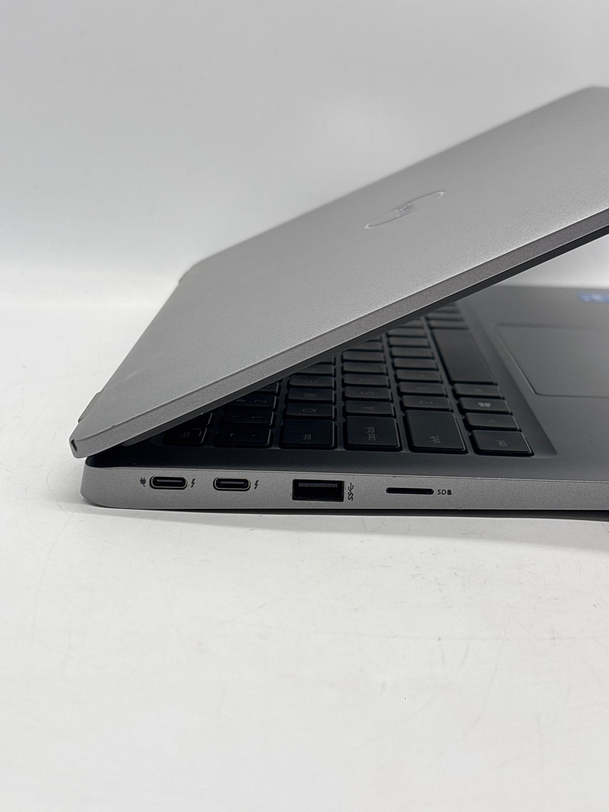 Dell Latitude 5320 13" Intel Core i5-1145G7 16GB RAM 512GB SSD Gray - Used