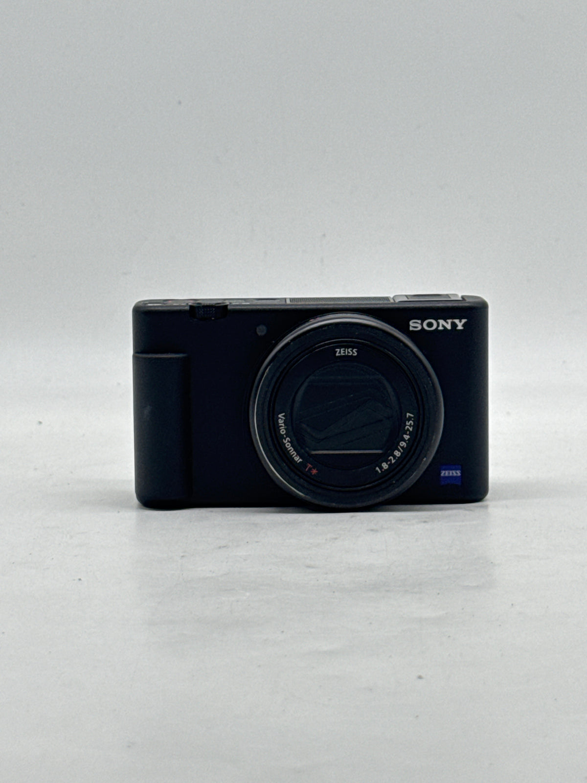 Sony ZV-1 20.1MP Compact Camera ZEISS 24-70mm Lens Black - Used