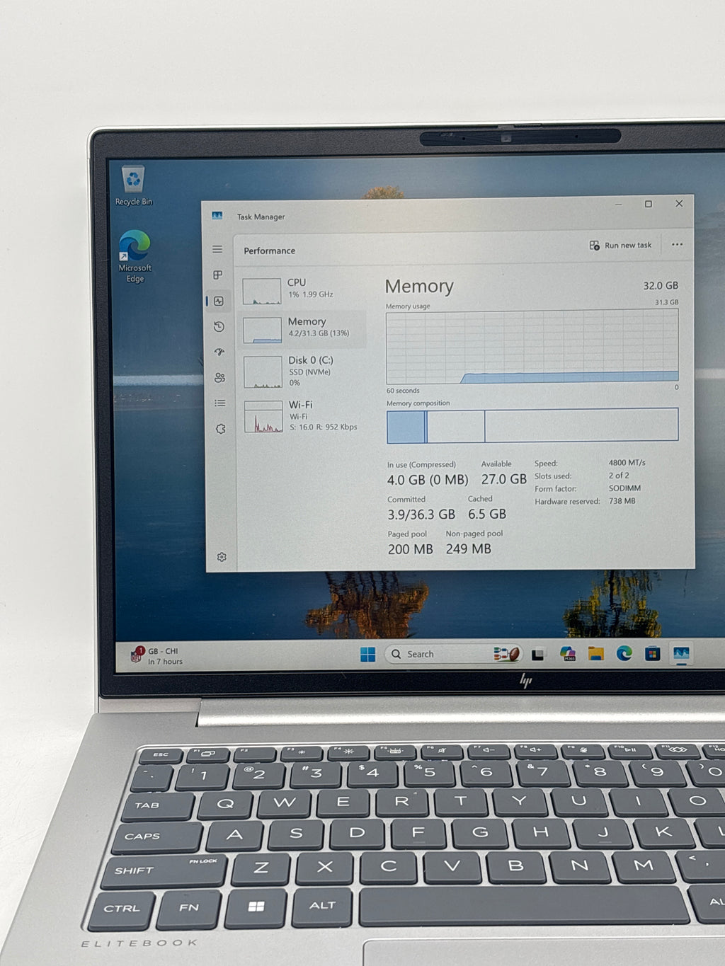 HP EliteBook 645 G11 AMD Ryzen 5 PRO 32GB RAM 256GB SSD