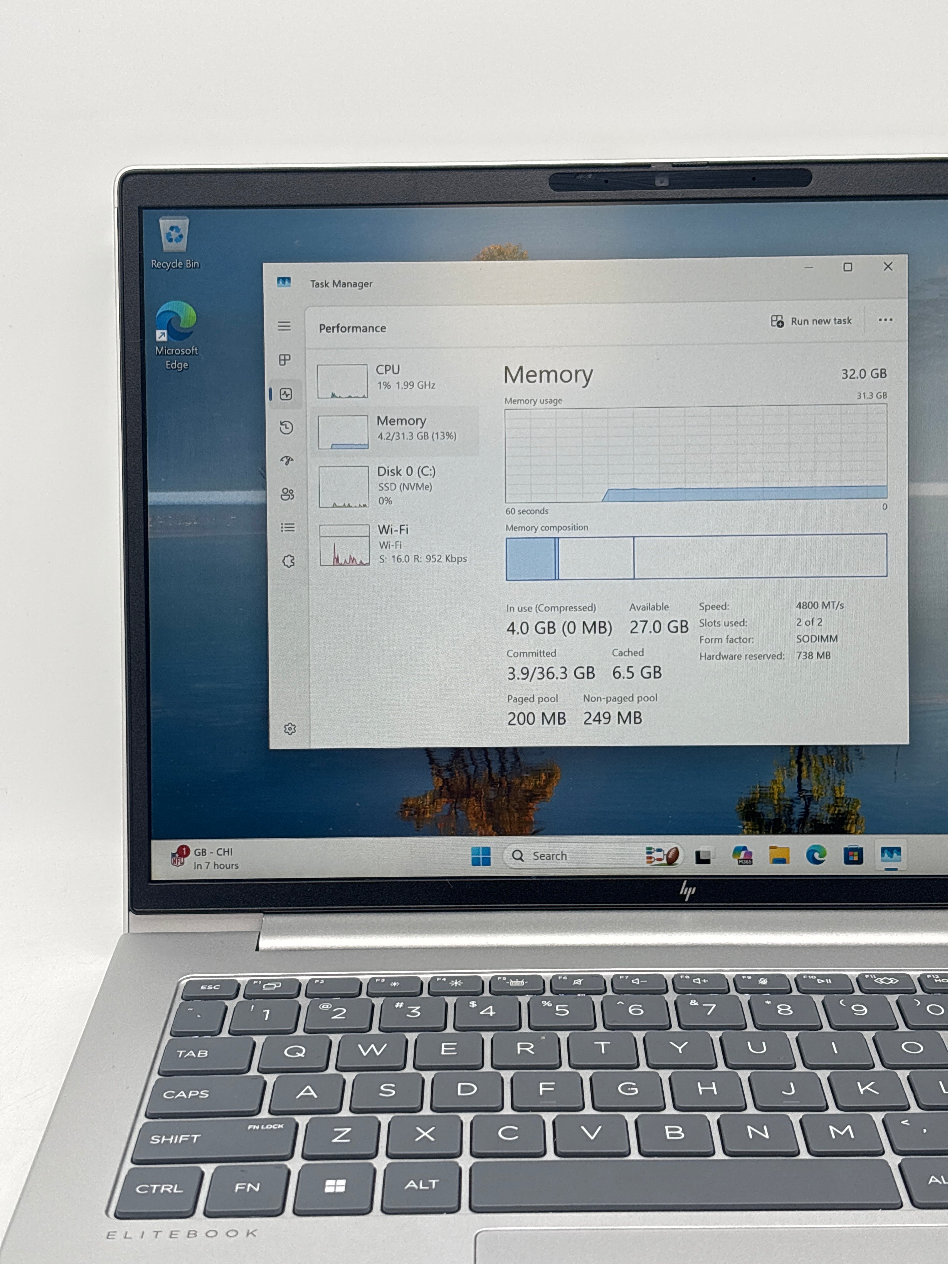 HP EliteBook 645 G11 AMD Ryzen 5 PRO 32GB RAM 256GB SSD