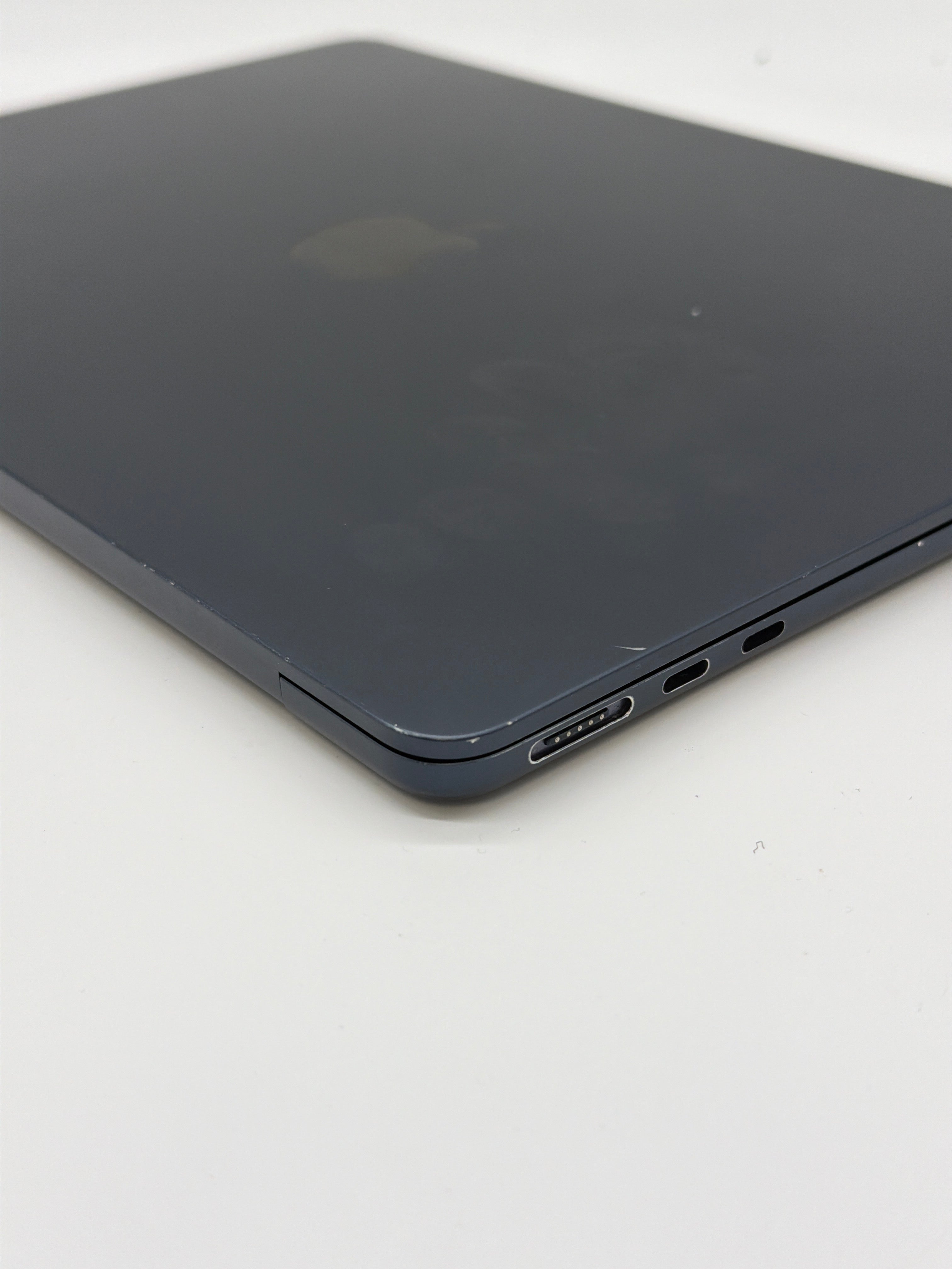 Apple MacBook Air 13" M2 A2681 2022 Midnight 8GB RAM 256GB SSD