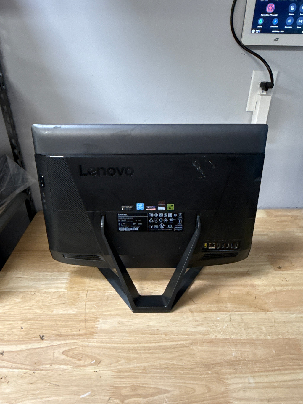 Lenovo AIO 700-22ISH Intel Pentium G4400T 8GB RAM 1TB HDD - For Parts (Bad HDD)