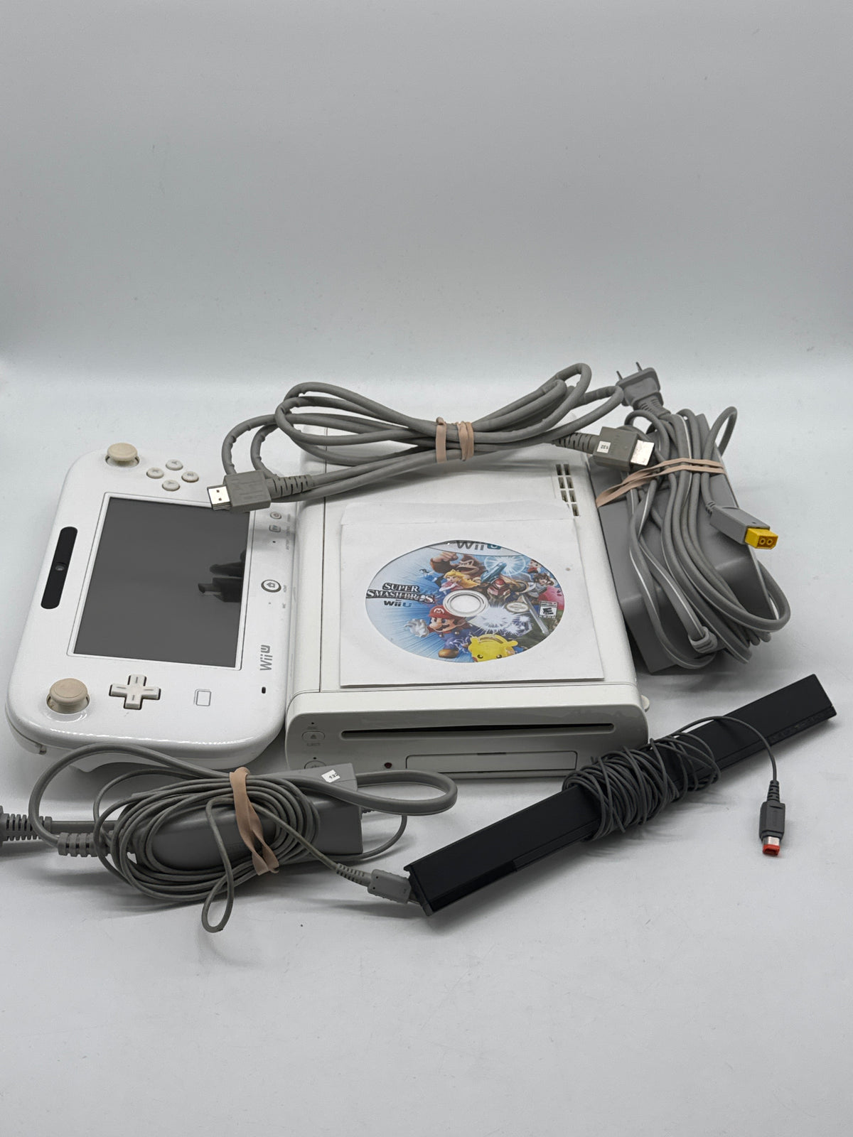 Nintendo Wii U WUP-001(02) 32GB Black Console w/ GamePad - Used