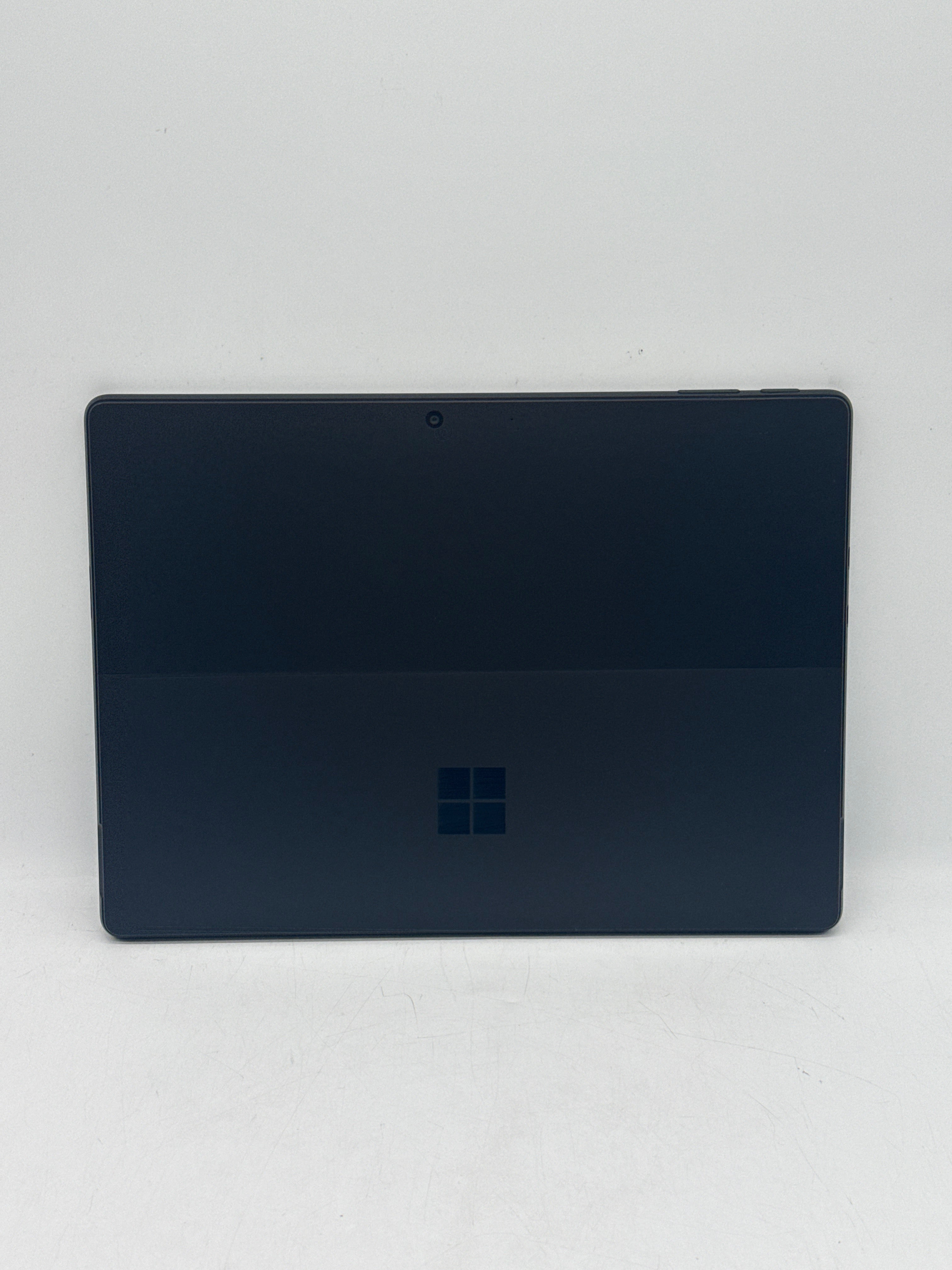 Microsoft Surface Pro 11 2076 Snapdragon X 12-Core 16GB RAM 256GB SSD